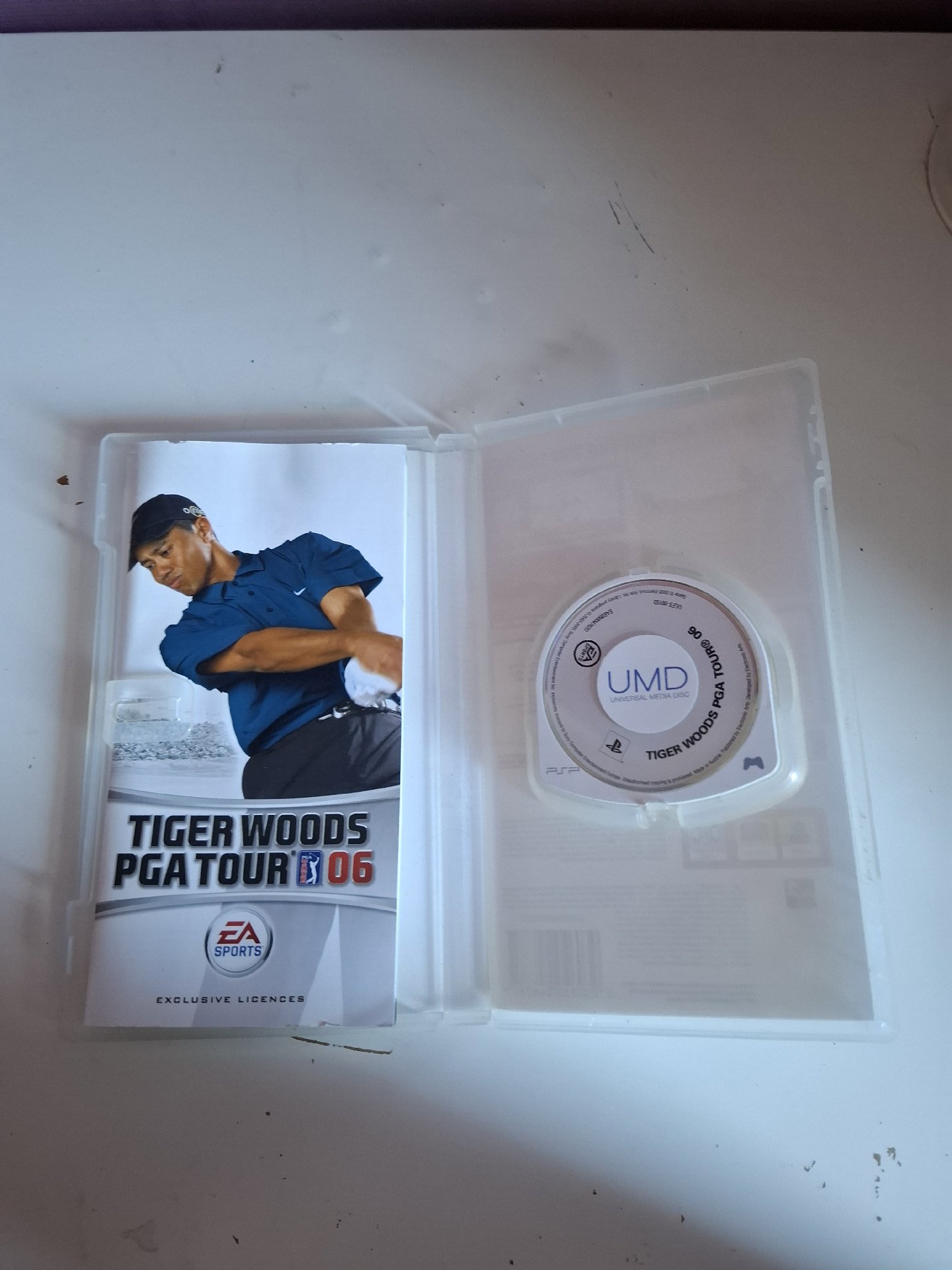 Tiger Woods PGA Tour 2006 (PSP), Tiger Woods, One Size, Good condition — preloved on SilentSale®
