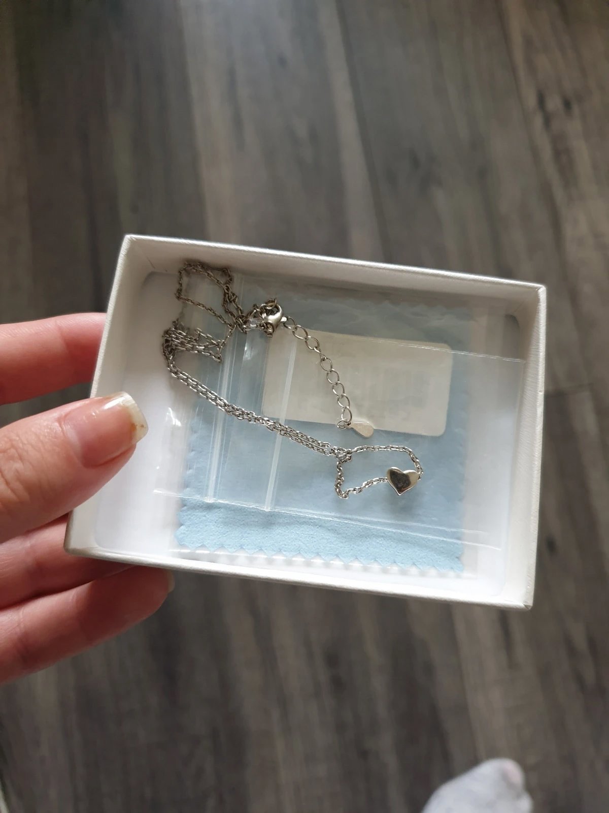 Heart necklace, Silvora, One Size, New condition — preloved on SilentSale®