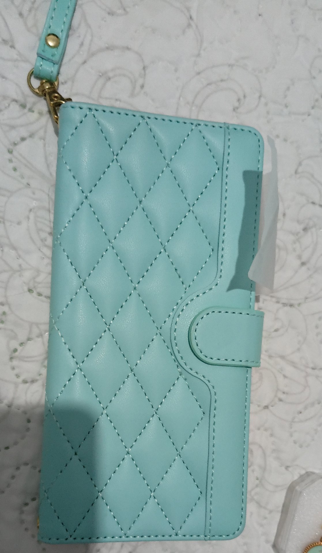 Glasgow Keyring, Blue Quilted Phone Case & Earrings Set, Kasury, One Size, Excellent condition — preloved on SilentSale®