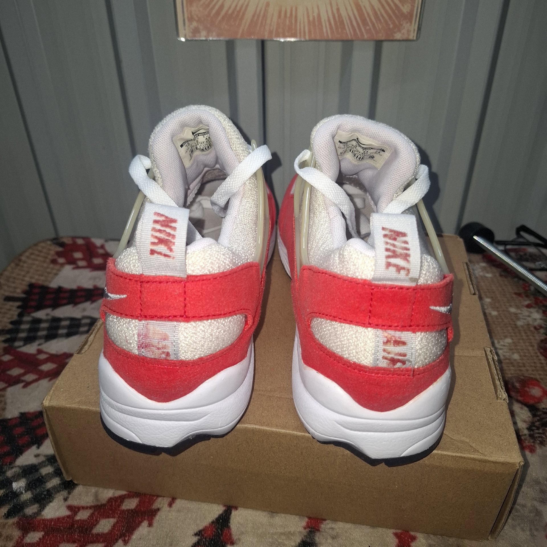 Nike Huarache Trainers – Red and Cream, Nike, 9, Good condition — preloved on SilentSale®