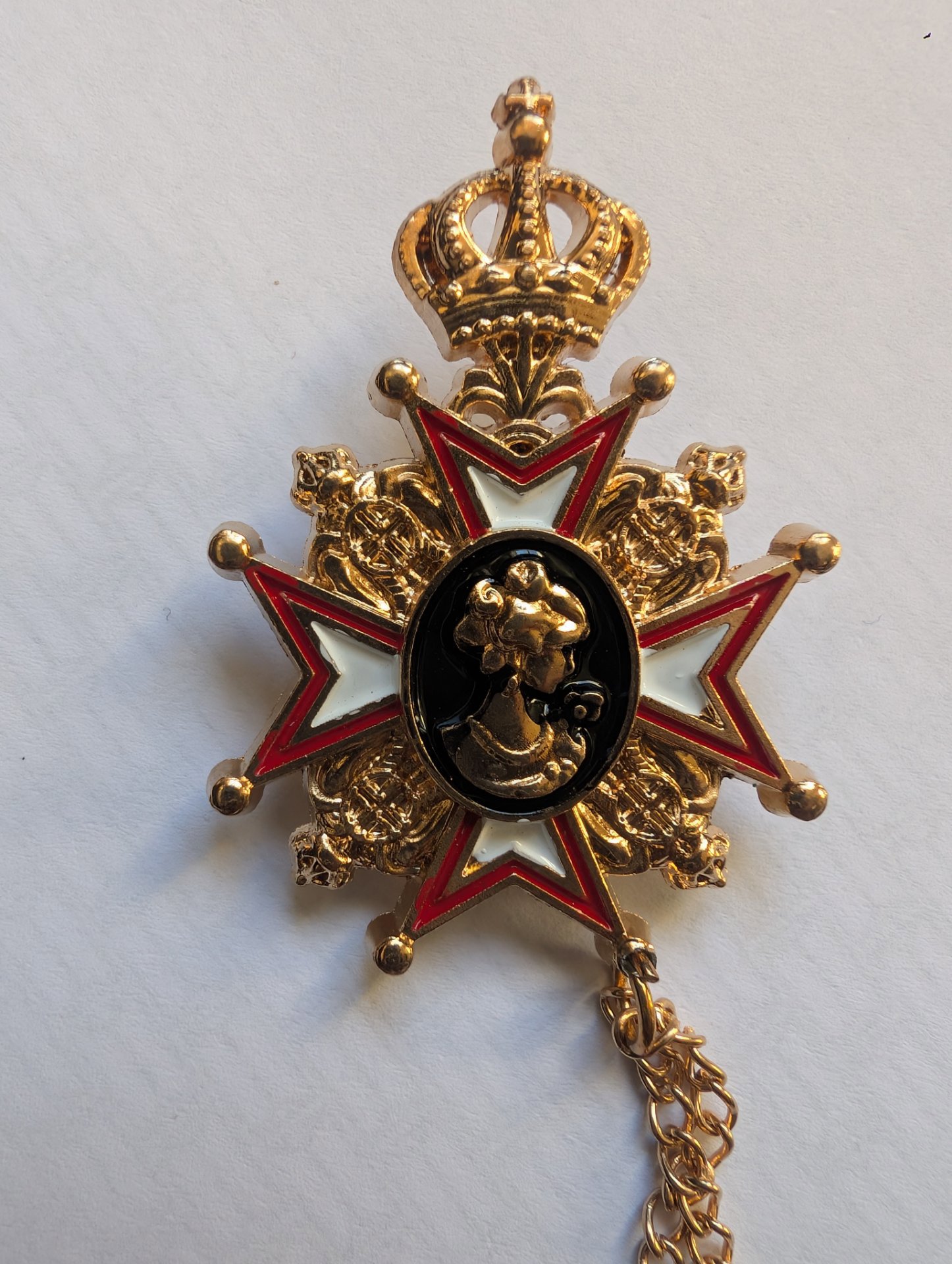 Knighthood Gold Cross Accessories Lapel Pin, with Chain and Boxed, Knighthood, One Size, Excellent condition — preloved on SilentSale®