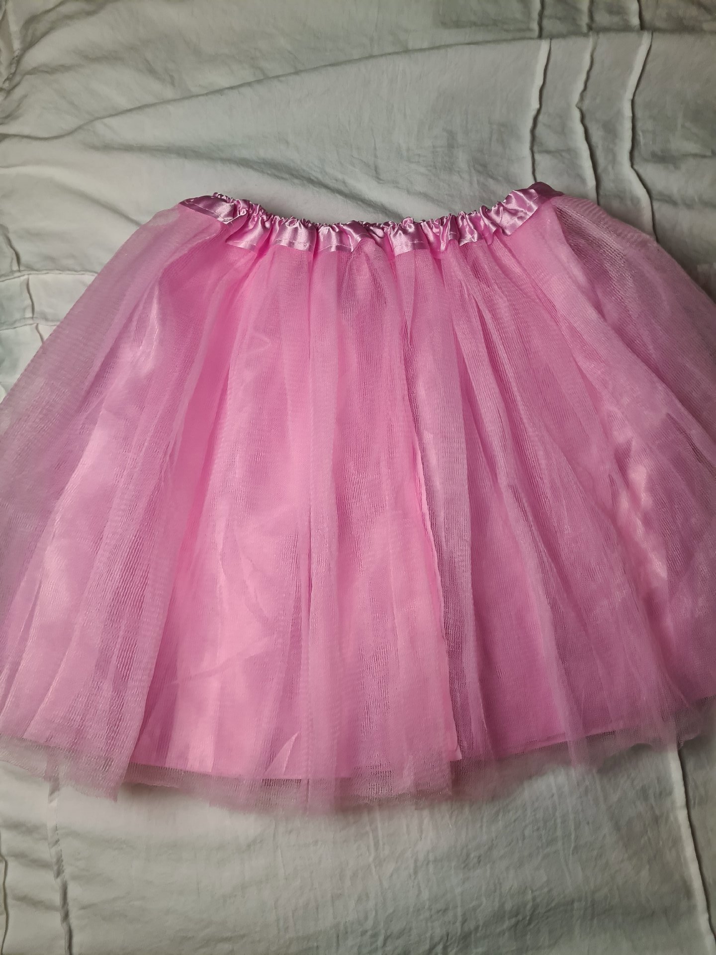 Pink Tulle Skirt for women tutu, Yolev, One Size, New condition — preloved on SilentSale®