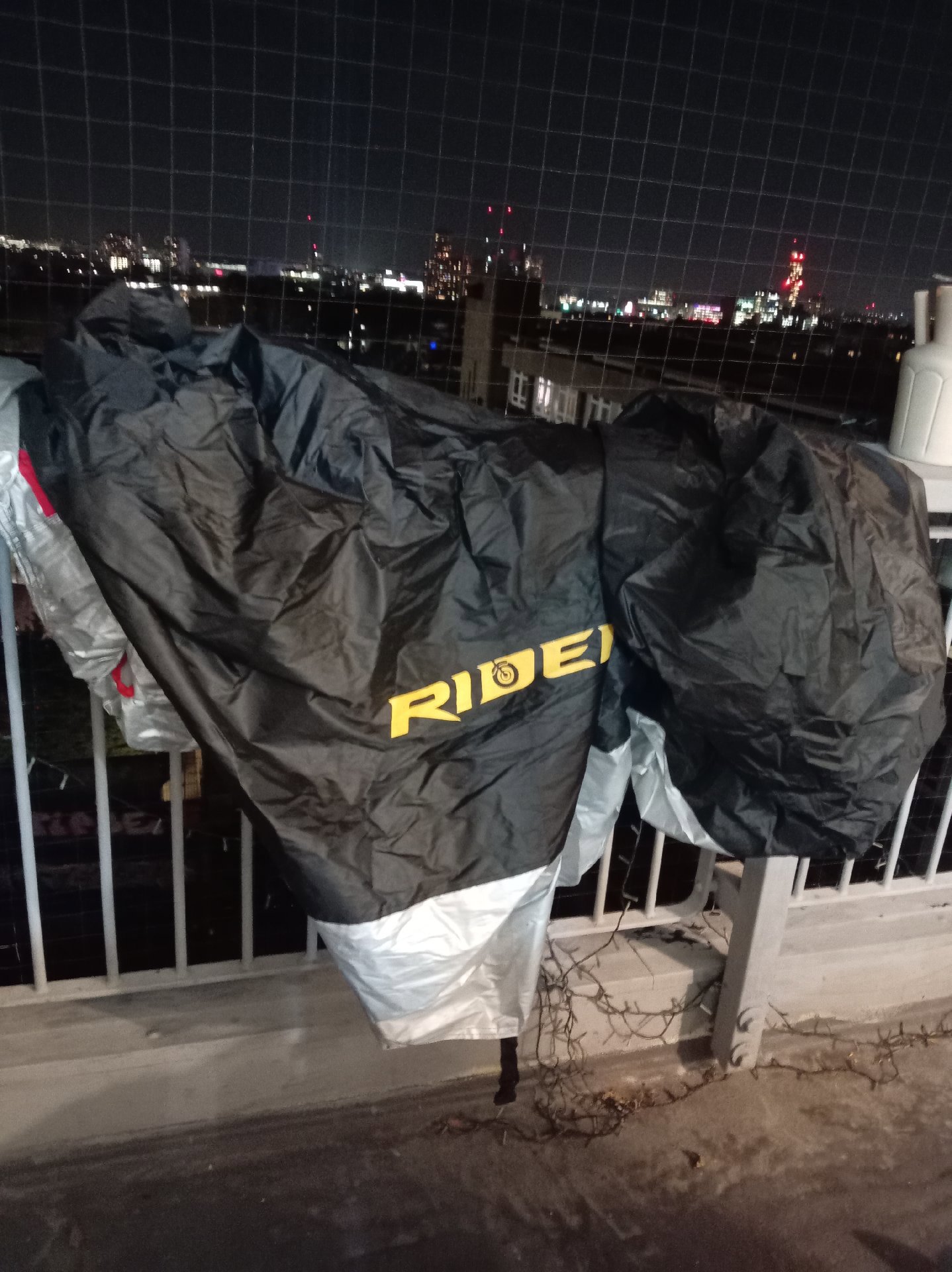 Rider Motorcycle Rain Cover Black and Silver, Rider, One Size, Excellent condition — preloved on SilentSale®