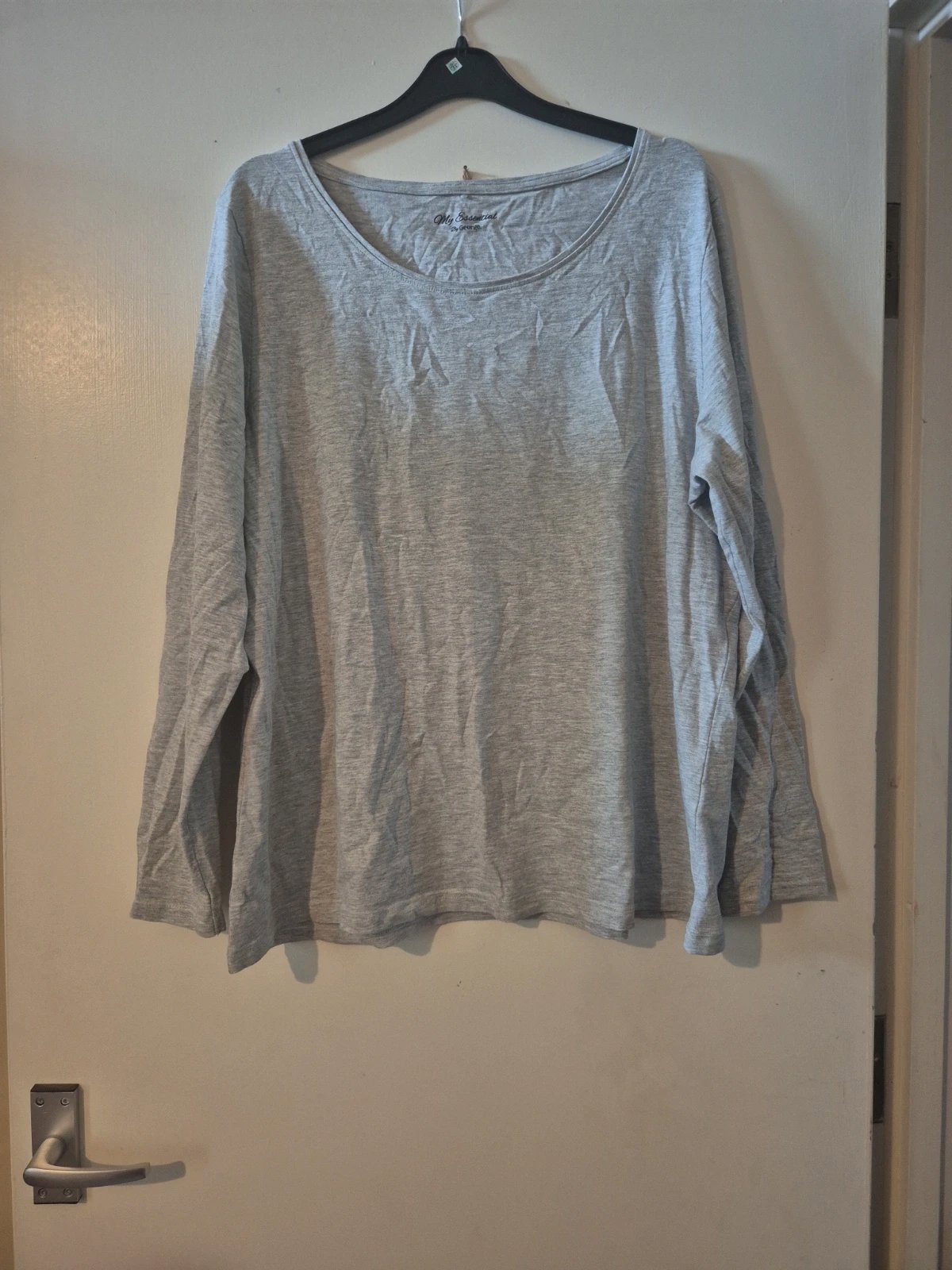 grey long sleeved top, George, XL / UK 20-22, Excellent condition — preloved on SilentSale®