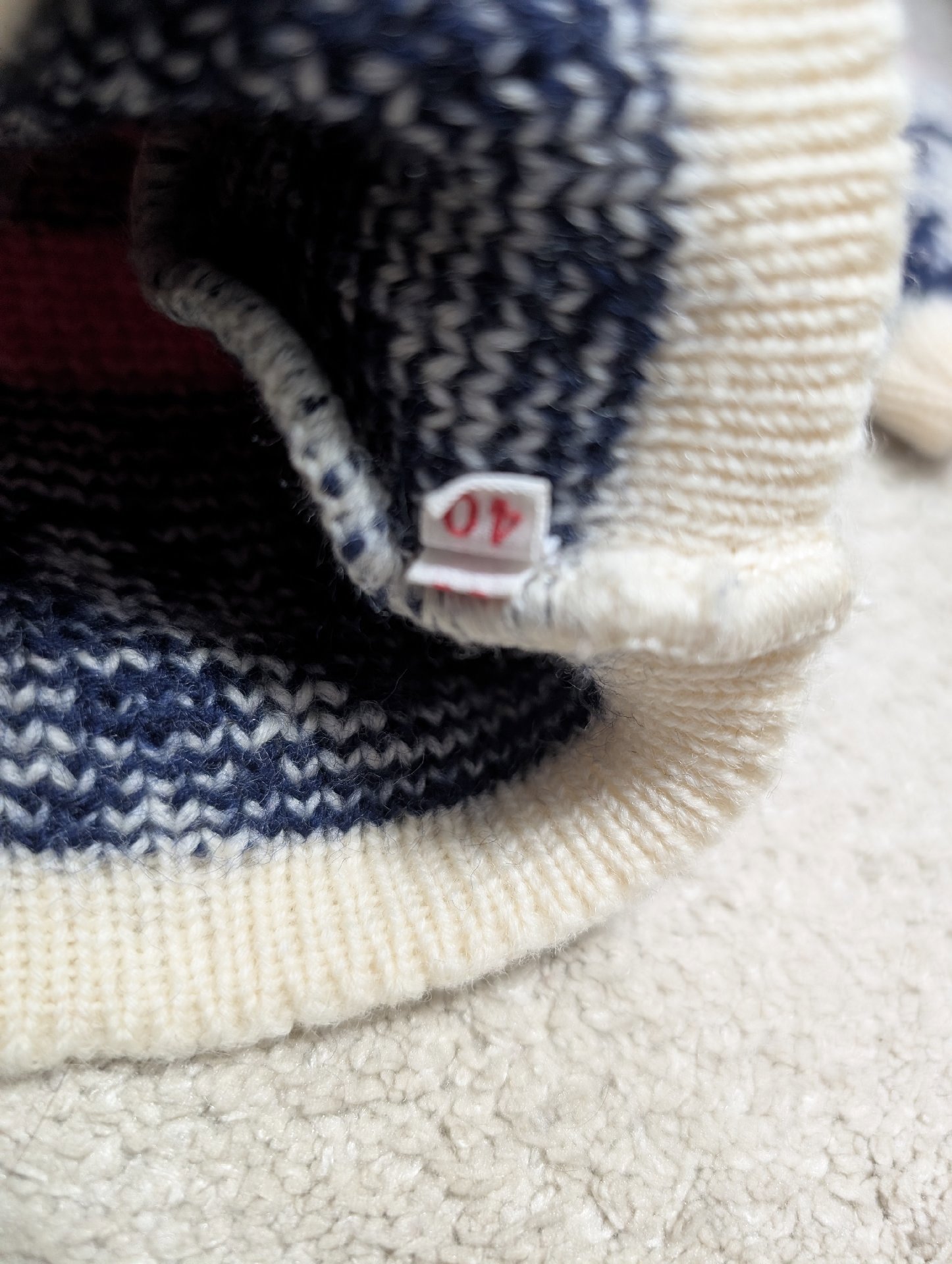 K-knit Swiss Made Fair Isle Wool Cardigan, K-knit, 40, Good condition — preloved on SilentSale®