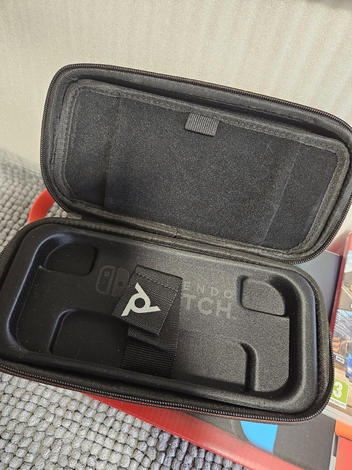Nintendo Switch Console Neon Blue and Red Joy-Con, Nintendo, 256GB, New condition — preloved on SilentSale®