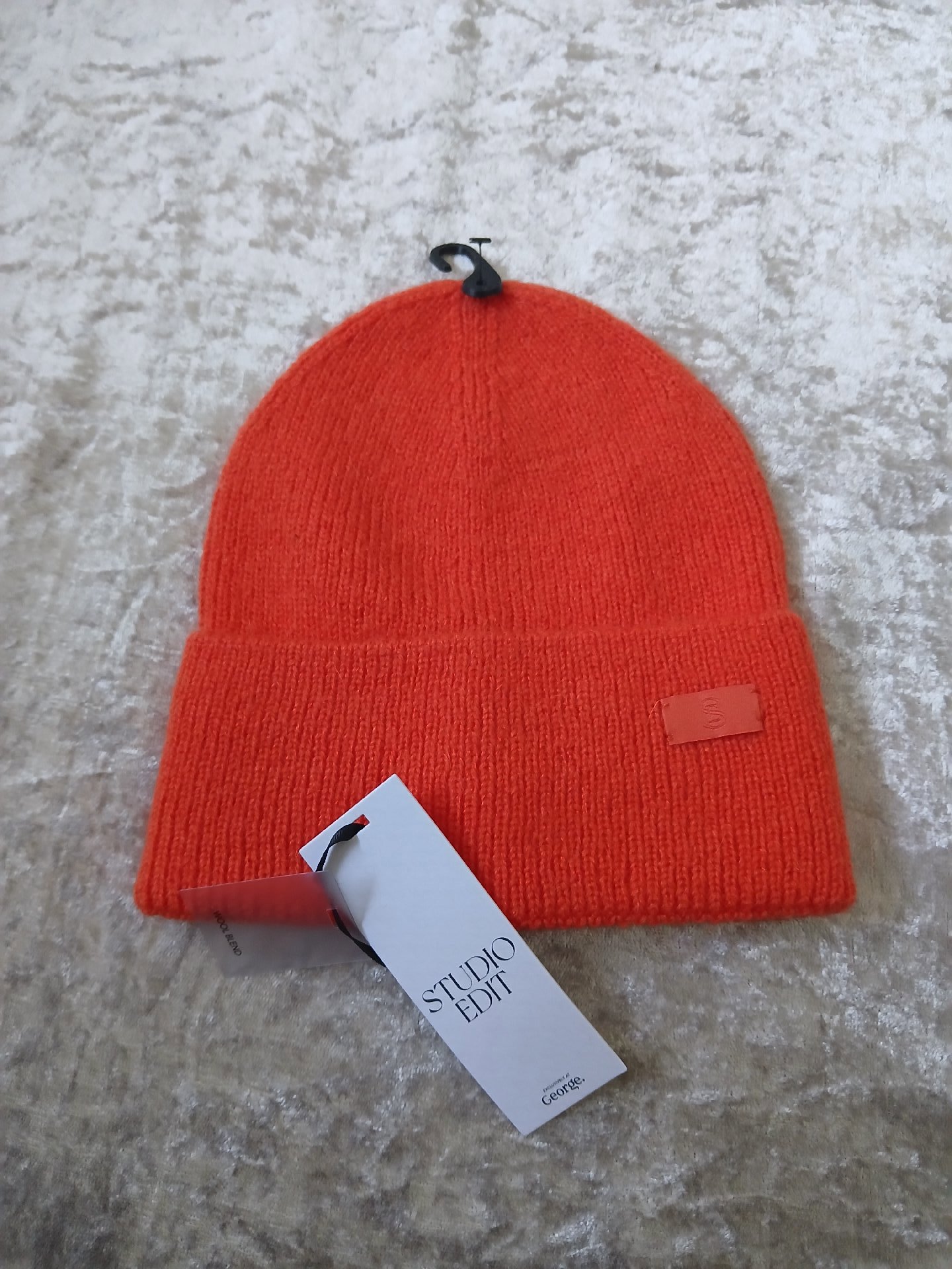 Unisex Knit Beanie — Studio Edit by George, George, One Size, New condition — preloved on SilentSale®