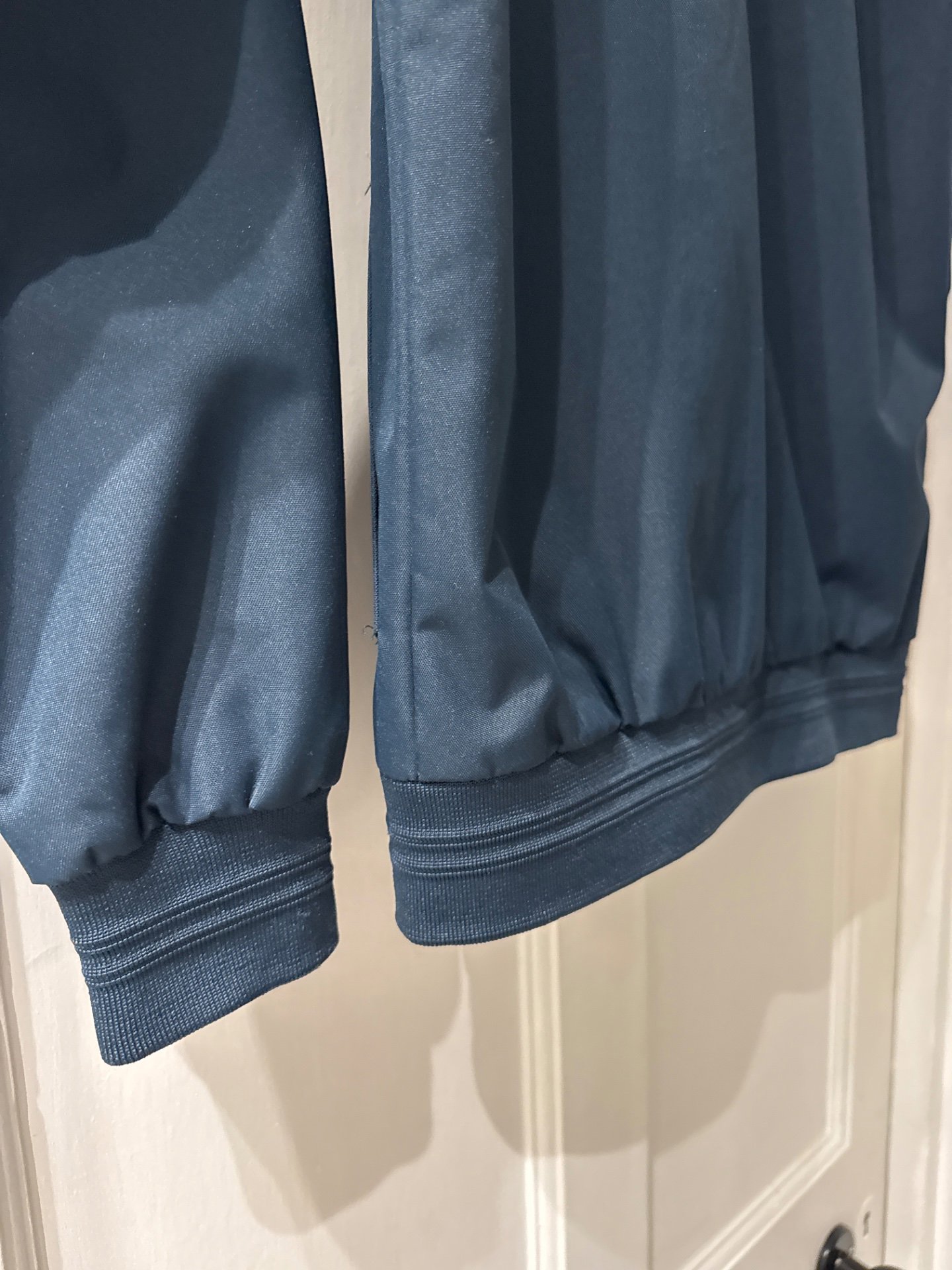 Burton Menswear London Navy Bomber Jacket – XS, Burton Menswear, XS, Excellent condition — preloved on SilentSale®