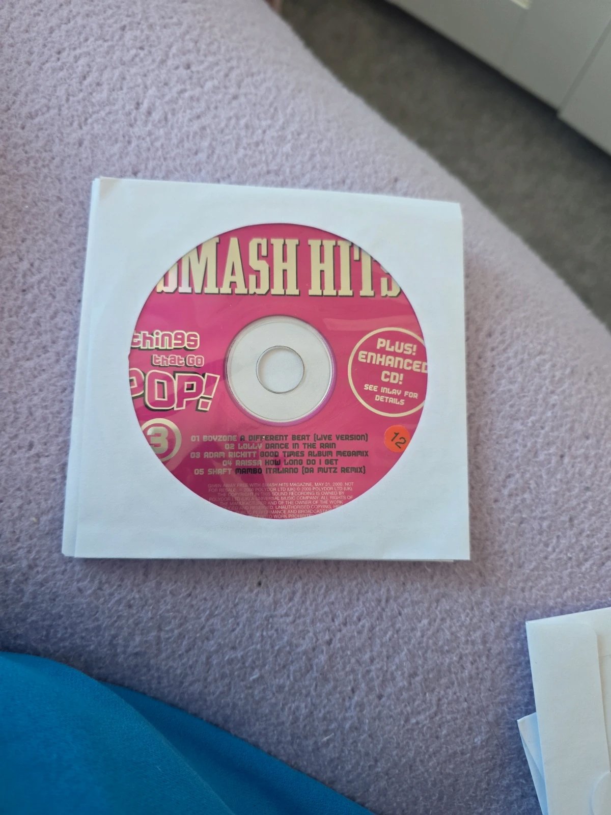 Smash Hits CDs, Unbranded, One Size, Excellent condition — preloved on SilentSale®
