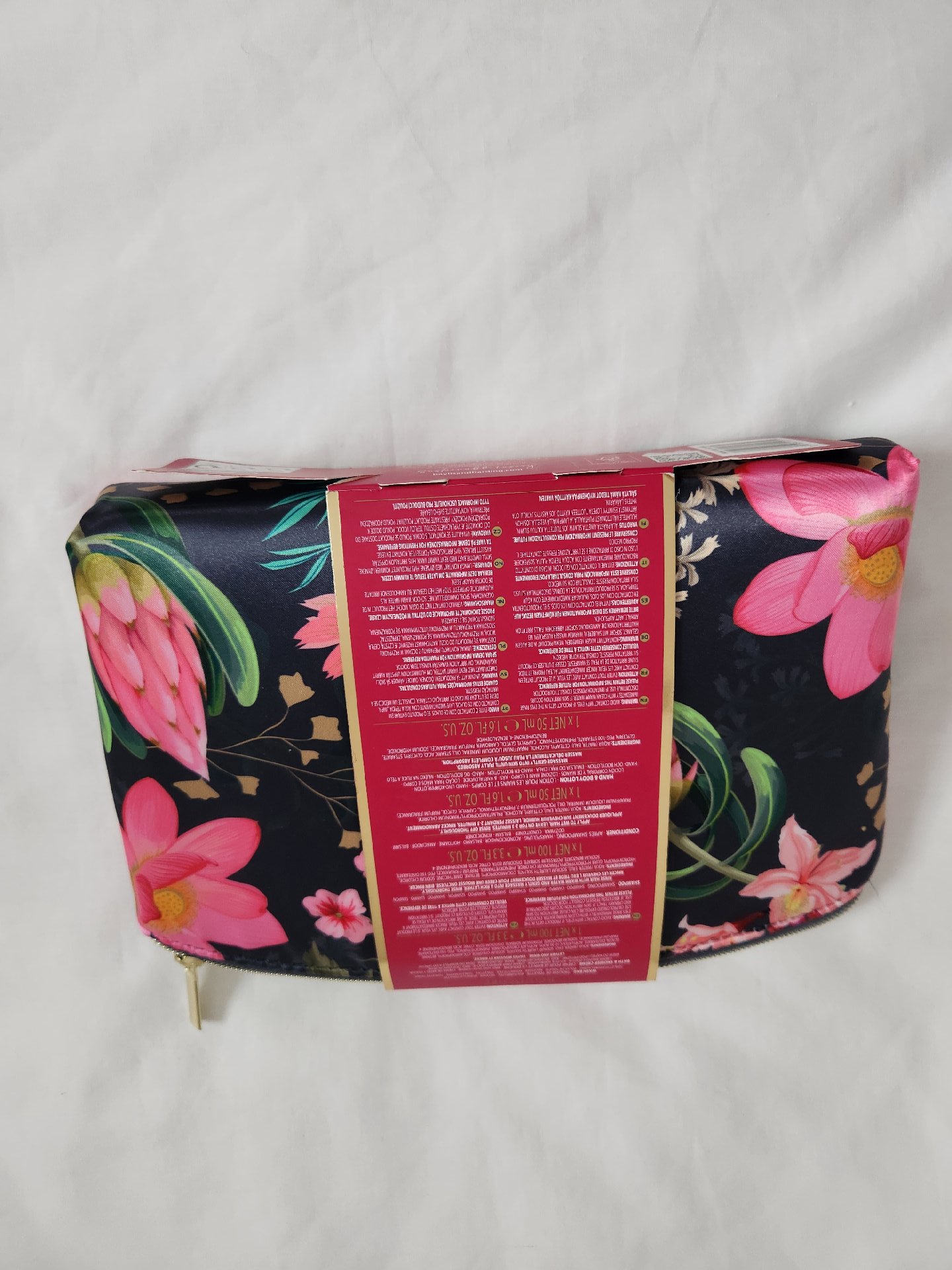 Baylis & Harding Boudoire Luxury Wash Bag Gift Set, Baylis & Harding, One Size, New condition — preloved on SilentSale®
