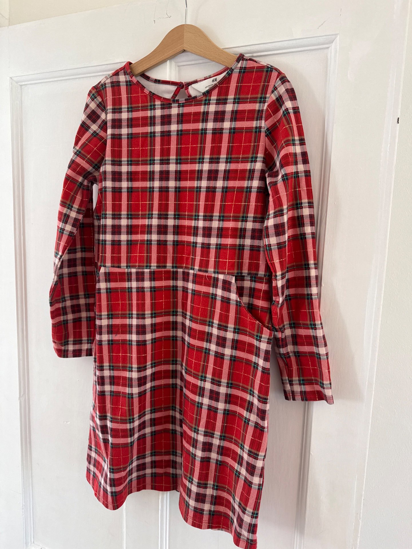 Girls Red Tartan Long Sleeve Dress, Unbranded, 10 years, Good condition — preloved on SilentSale®