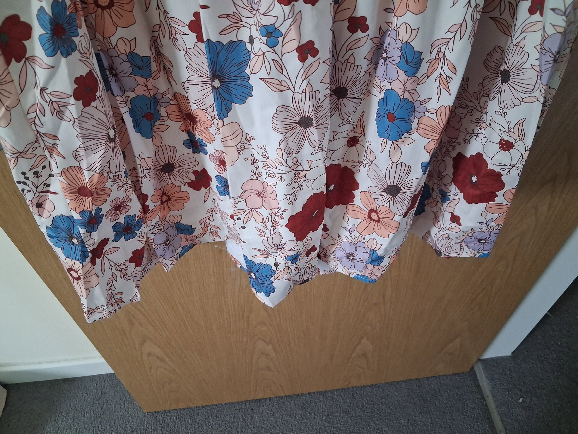 Floral Pattern Long Sleeve Midi Dress, Marks & Spencer, 24, Excellent condition — preloved on SilentSale®