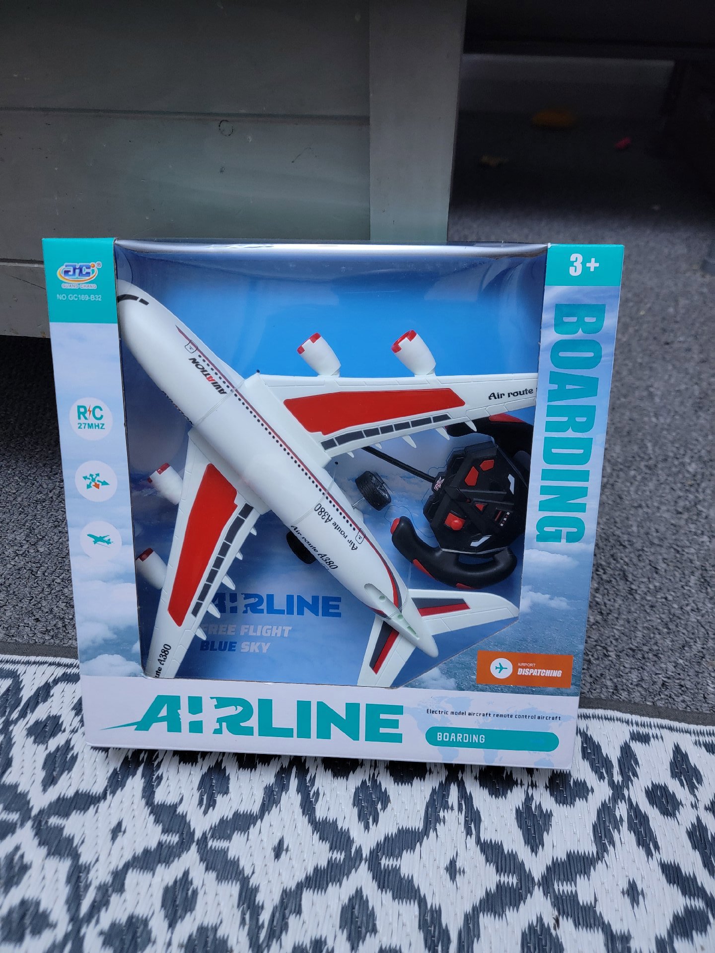 Airline Remote Control Airplane Toy for Ages 3+, Unbranded, One Size, New condition — preloved on SilentSale®