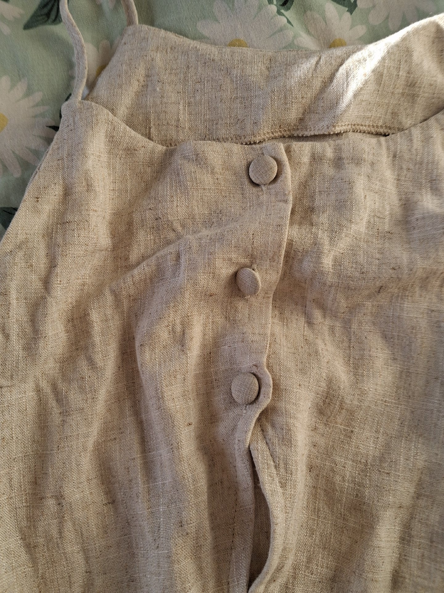 Beige Linen Blend Shorts and Top Set, shien, 24, New condition — preloved on SilentSale®