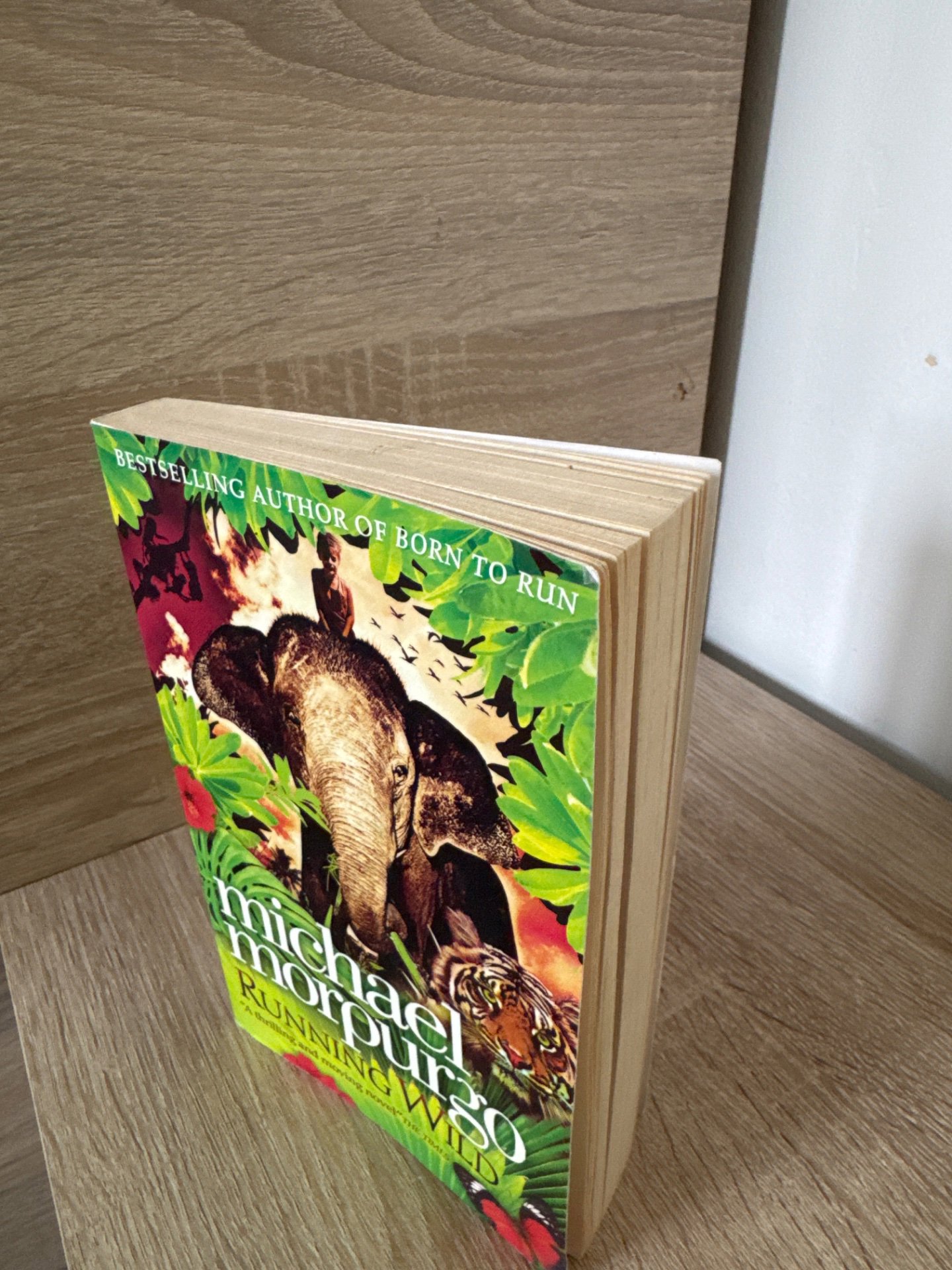 Running Wild — Michael Morpurgo, Harper Collins Promotion, One Size, Excellent condition — preloved on SilentSale®