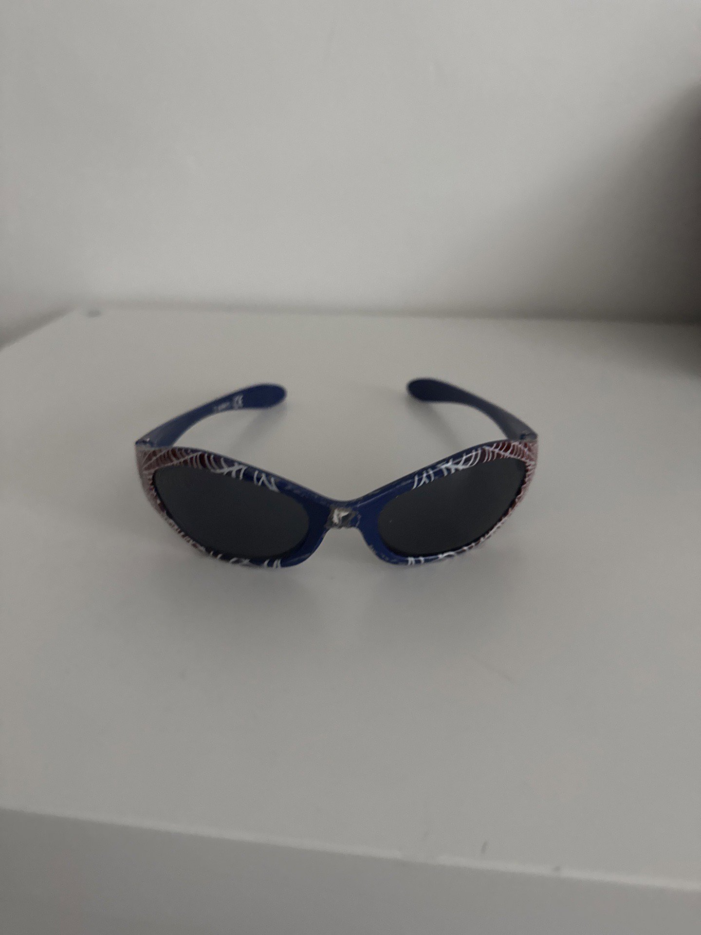 Spider-Man Kids Blue Sunglasses with Web Design, Unbranded, 4 years, Excellent condition — preloved on SilentSale®