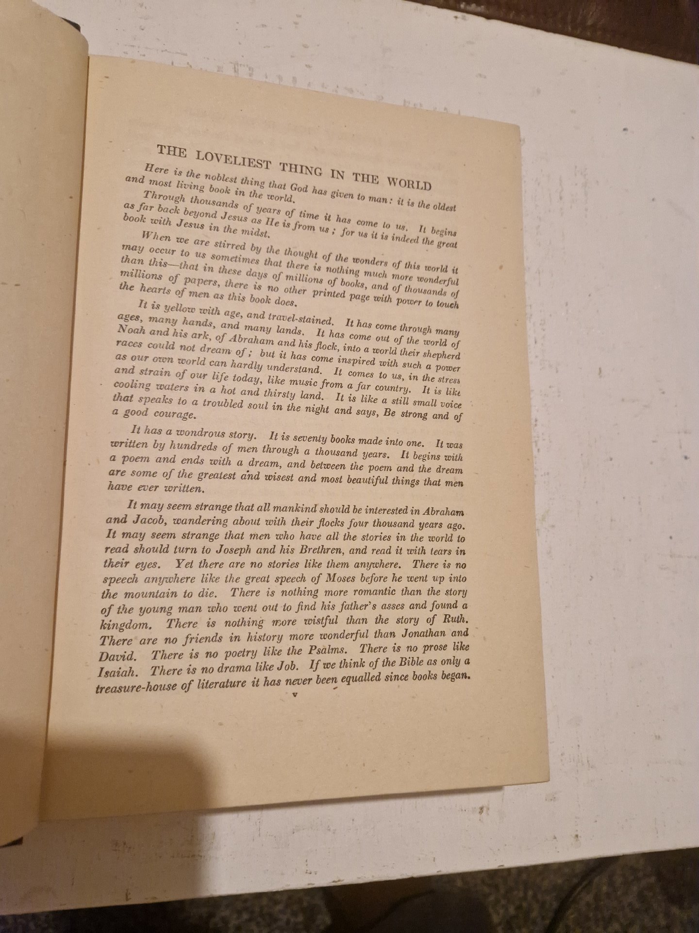 The Children's Bible Illustrated Edition Hardcover Book, Unbranded, Hardback, Good condition — preloved on SilentSale®