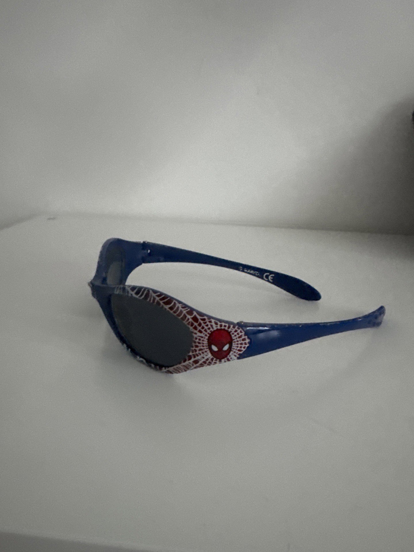 Spider-Man Kids Blue Sunglasses with Web Design, Unbranded, 4 years, Excellent condition — preloved on SilentSale®