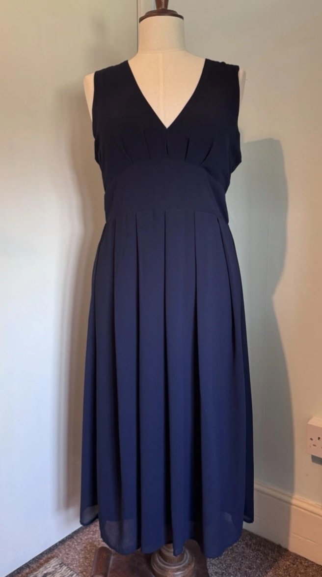 Navy Blue Sleeveless Midi Dress, NAVY, 10, New condition — preloved on SilentSale®