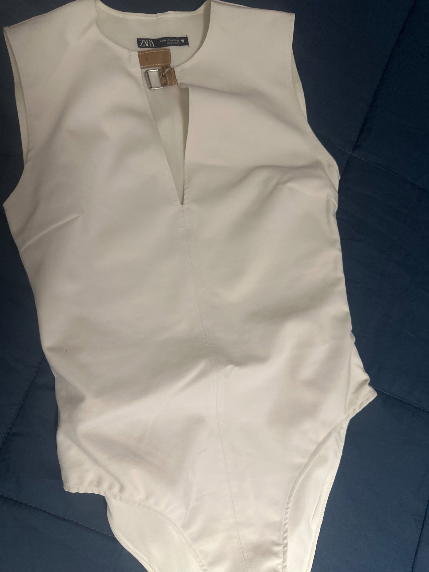 Zara White Sleeveless Top – Size M, Zara, M, Excellent condition — preloved on SilentSale®