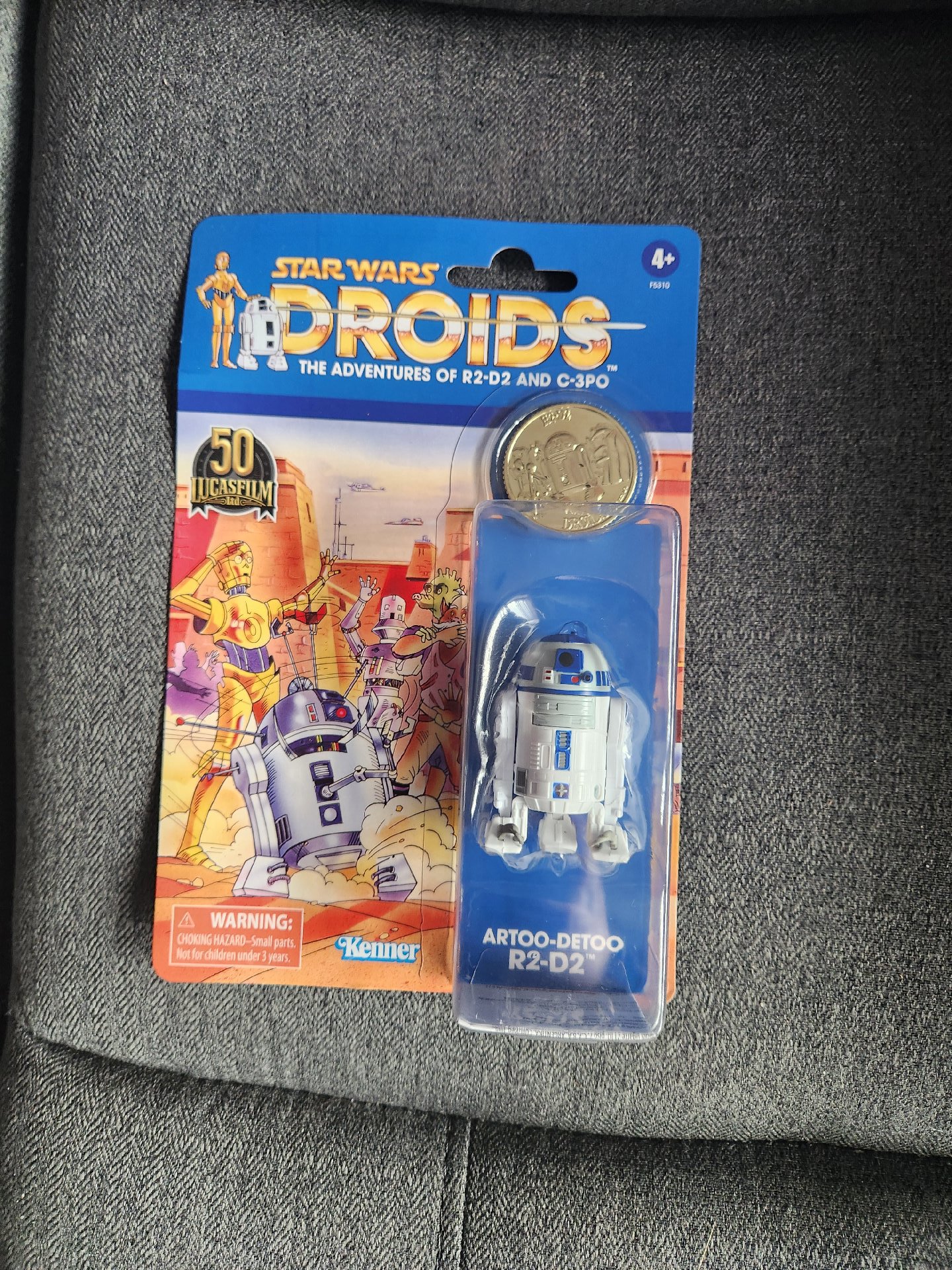 Star Wars The Vintage Collection Artoo-Detoo (R2-D2) (Target Exclusive), Star Wars, 4 years, New condition — preloved on SilentSale®