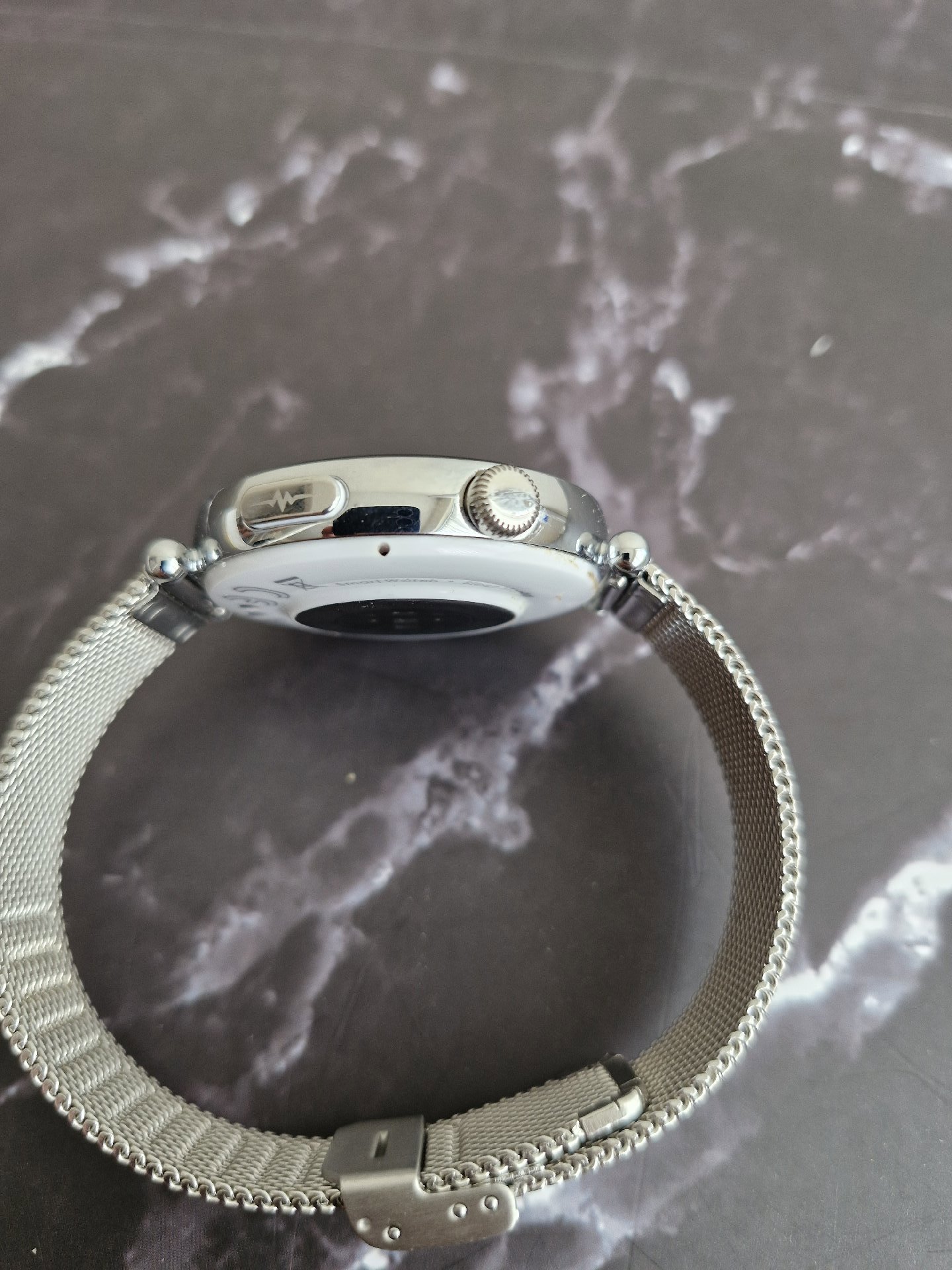 Smart Watch Silver Mesh Strap, Marsyu, One Size, New condition — preloved on SilentSale®