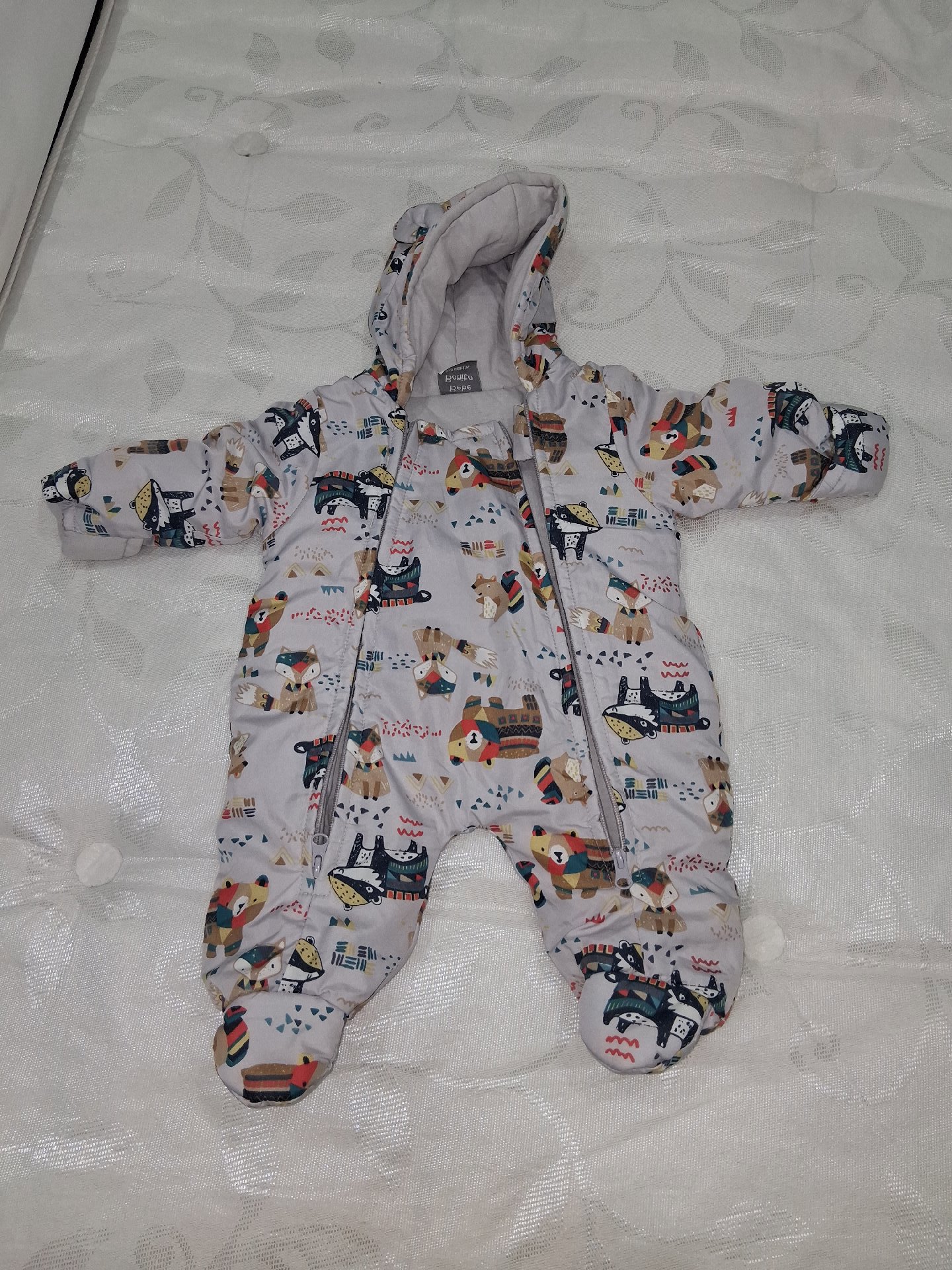 Bebe Bonito Baby Snowsuit 0-3 Months, Bebe Bonito, 0-3 months, Excellent condition — preloved on SilentSale®