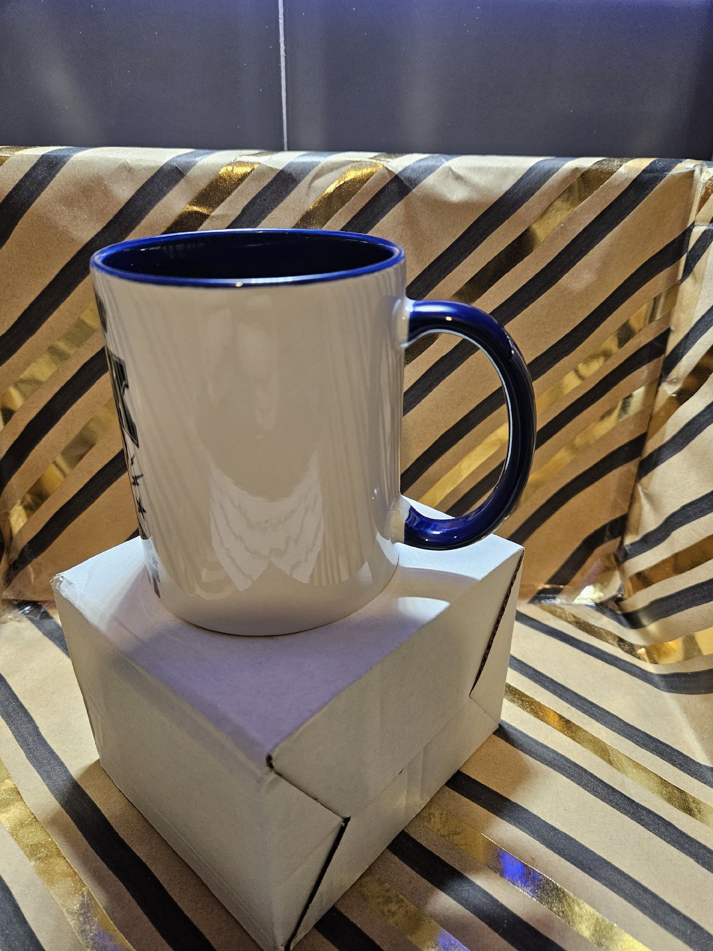 Novelty Skeleton Quote Ceramic Mug with Blue Interior and Handle, Unbranded, One Size, New condition — preloved on SilentSale®