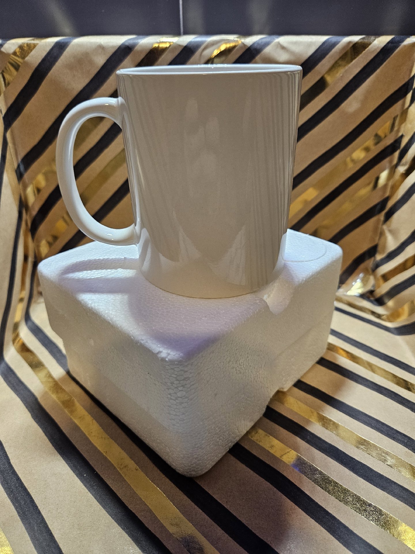 Ceramic Mug with 'Be The Change' Print, Unbranded, One Size, New condition — preloved on SilentSale®