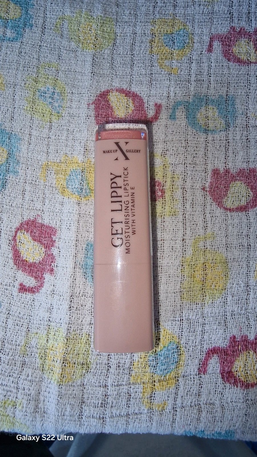 Lipstick, Makeup Gallery, One Size, New condition — preloved on SilentSale®
