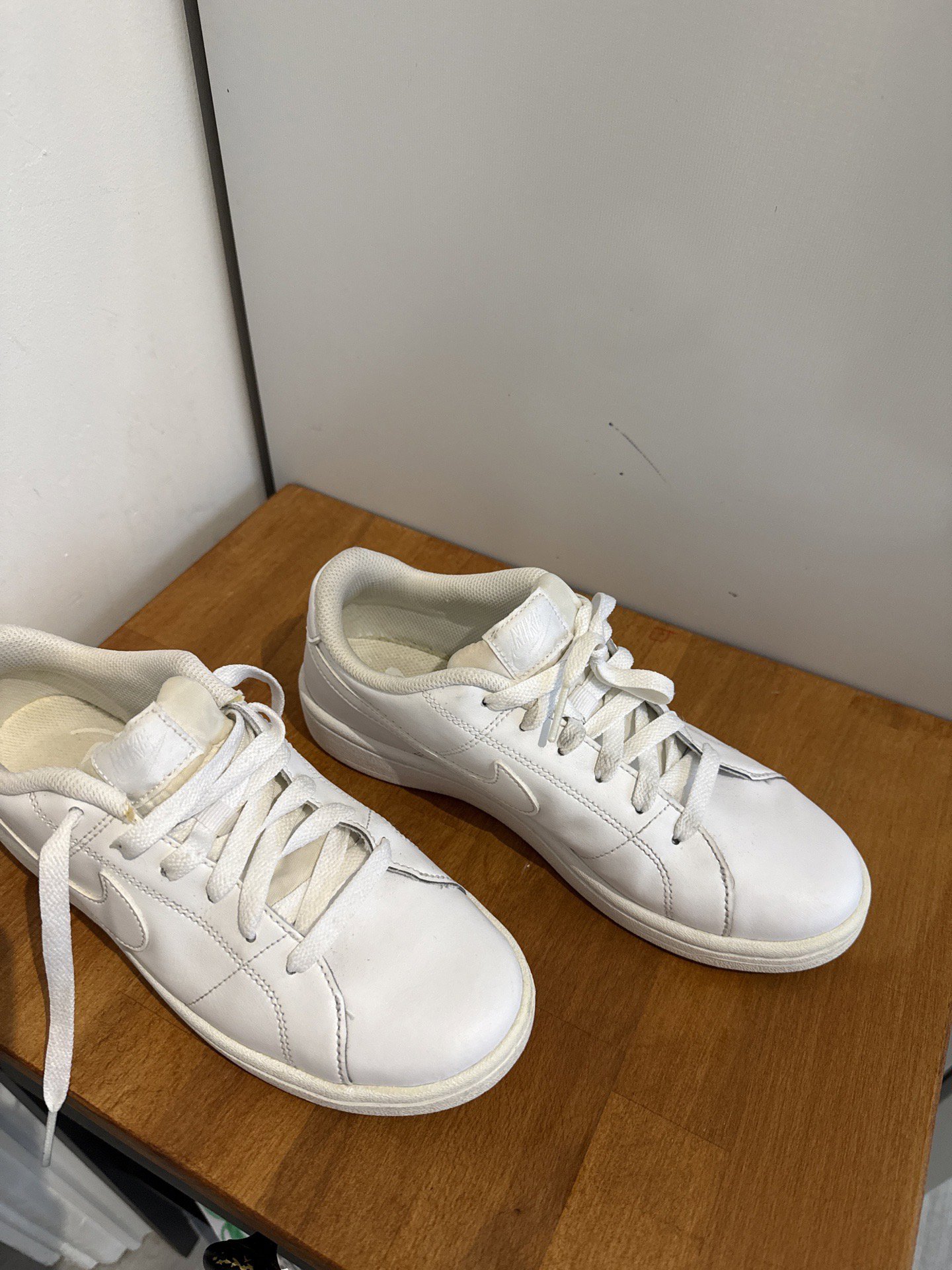 Nike White Leather Trainers – UK 4, Nike, 4, Excellent condition — preloved on SilentSale®