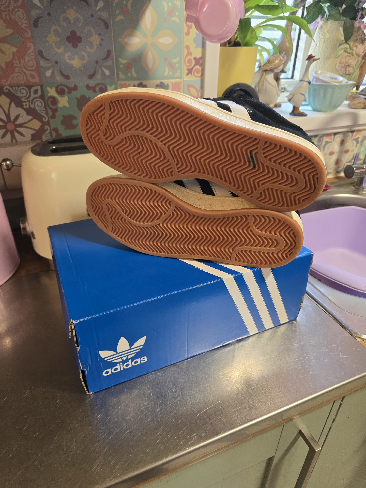 Adidas Campus Black Suede Trainers – UK 8, Adidas, 8, Good condition — preloved on SilentSale®