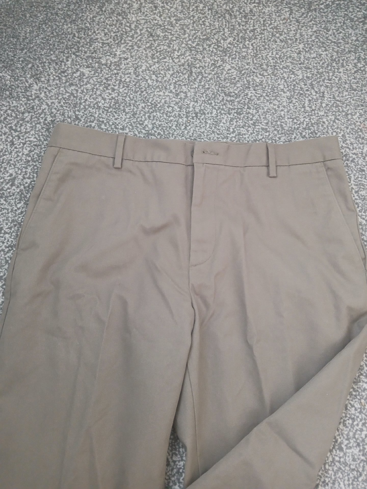 Men’s Amazon Essentials chino trousers in size 35W x 28L., Amazon Essentials, 35W x 28L, New condition — preloved on SilentSale®