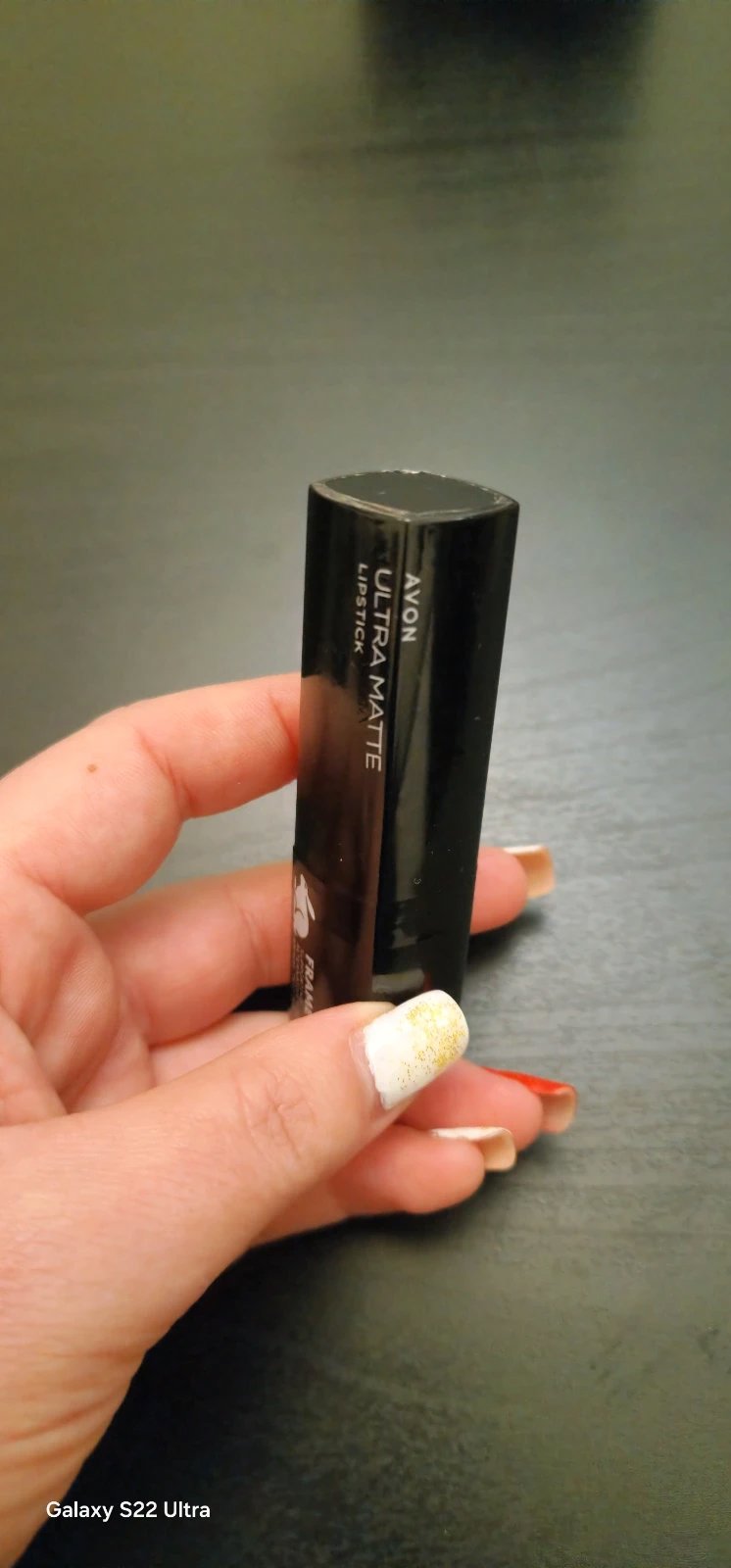 Avon lipstick, Avon, One Size, New condition — preloved on SilentSale®