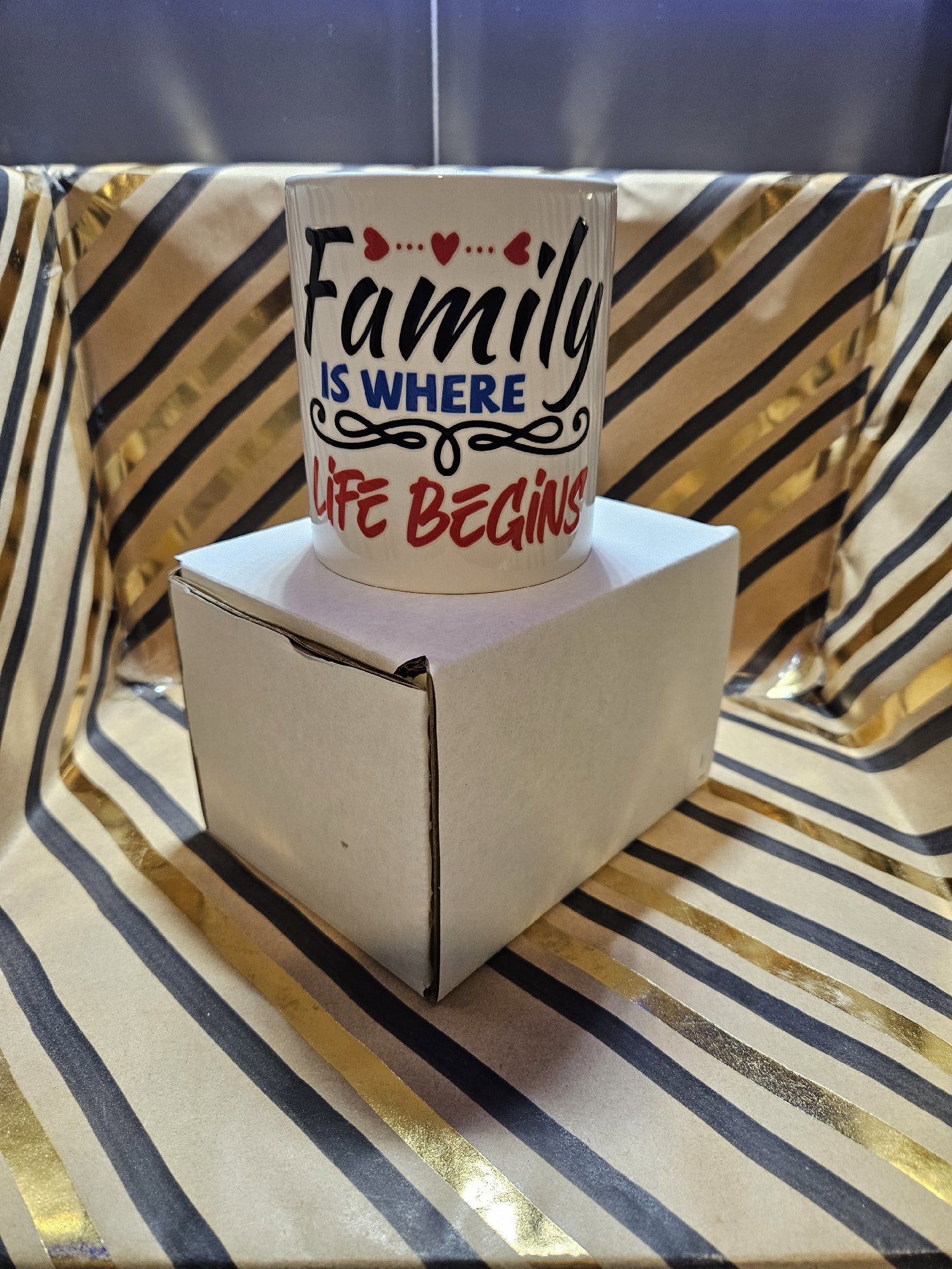Ceramic Mug with Family Quote, Unbranded, One Size, New condition — preloved on SilentSale®