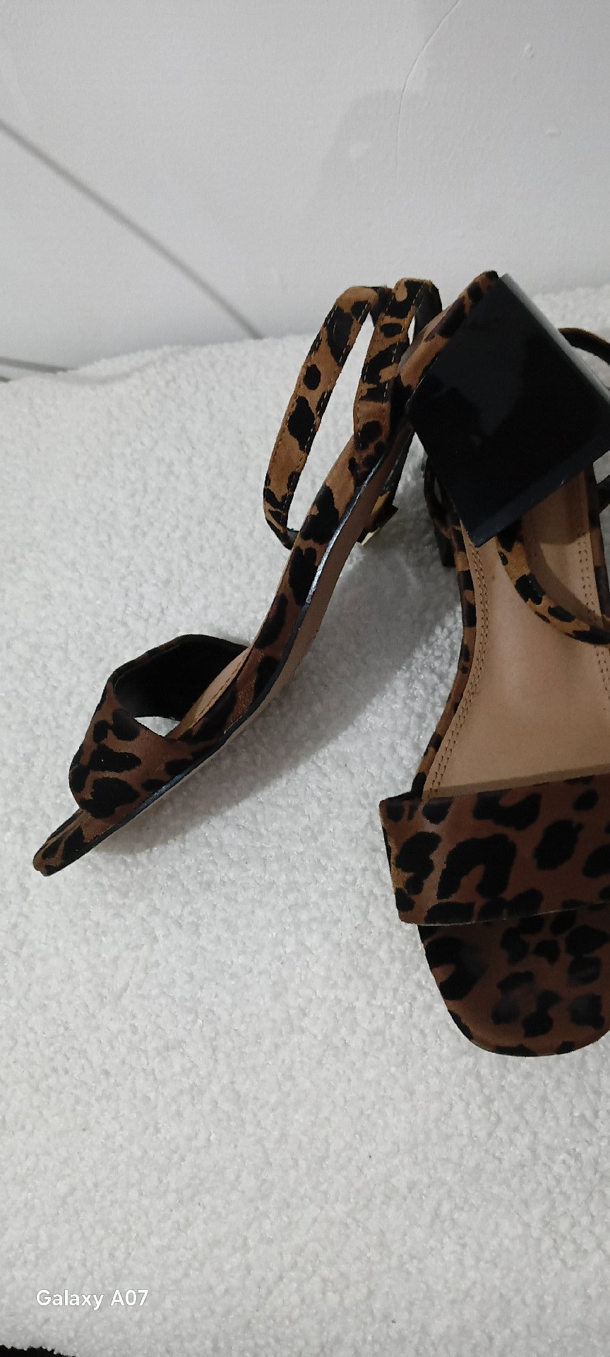 Leopard Print Block Heel Sandals – Size 5, Sos Shoes, 5, Excellent condition — preloved on SilentSale®