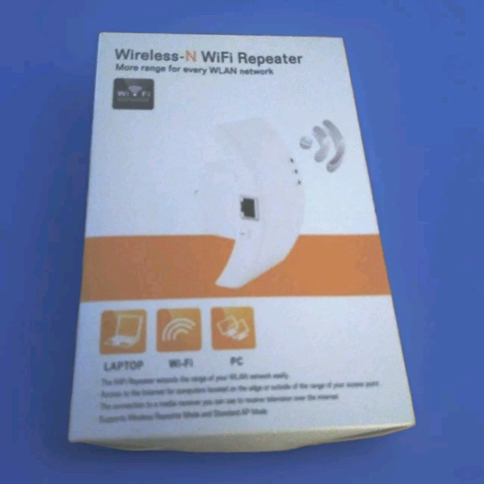 Wireless-N WiFi Repeater Plug Adapter, Wirelles N, One Size, New condition — preloved on SilentSale®