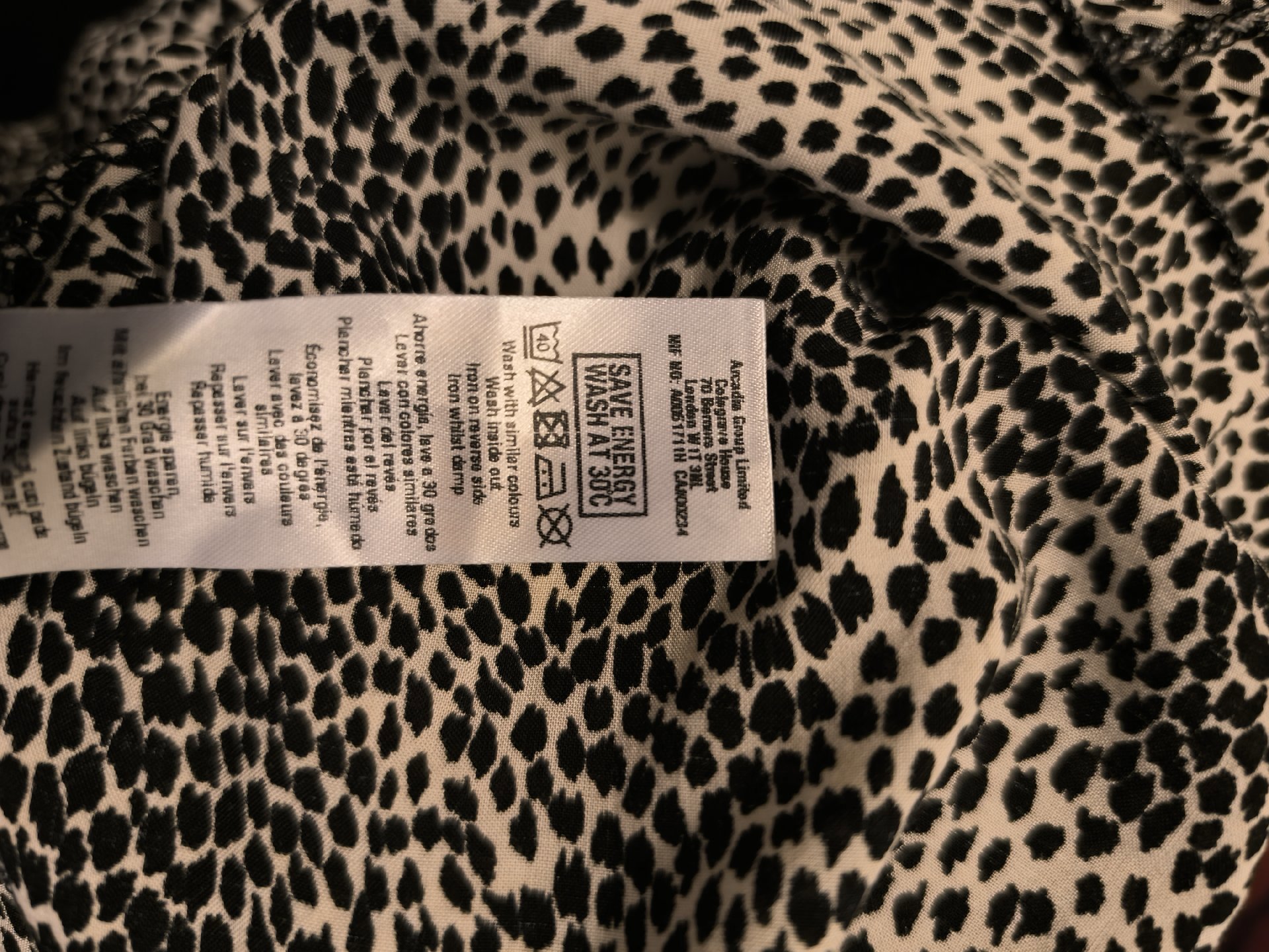 Dorothy Perkins Black and White Printed Blouse – UK 16, Dorothy Perkins, 16, Like New condition — preloved on SilentSale®