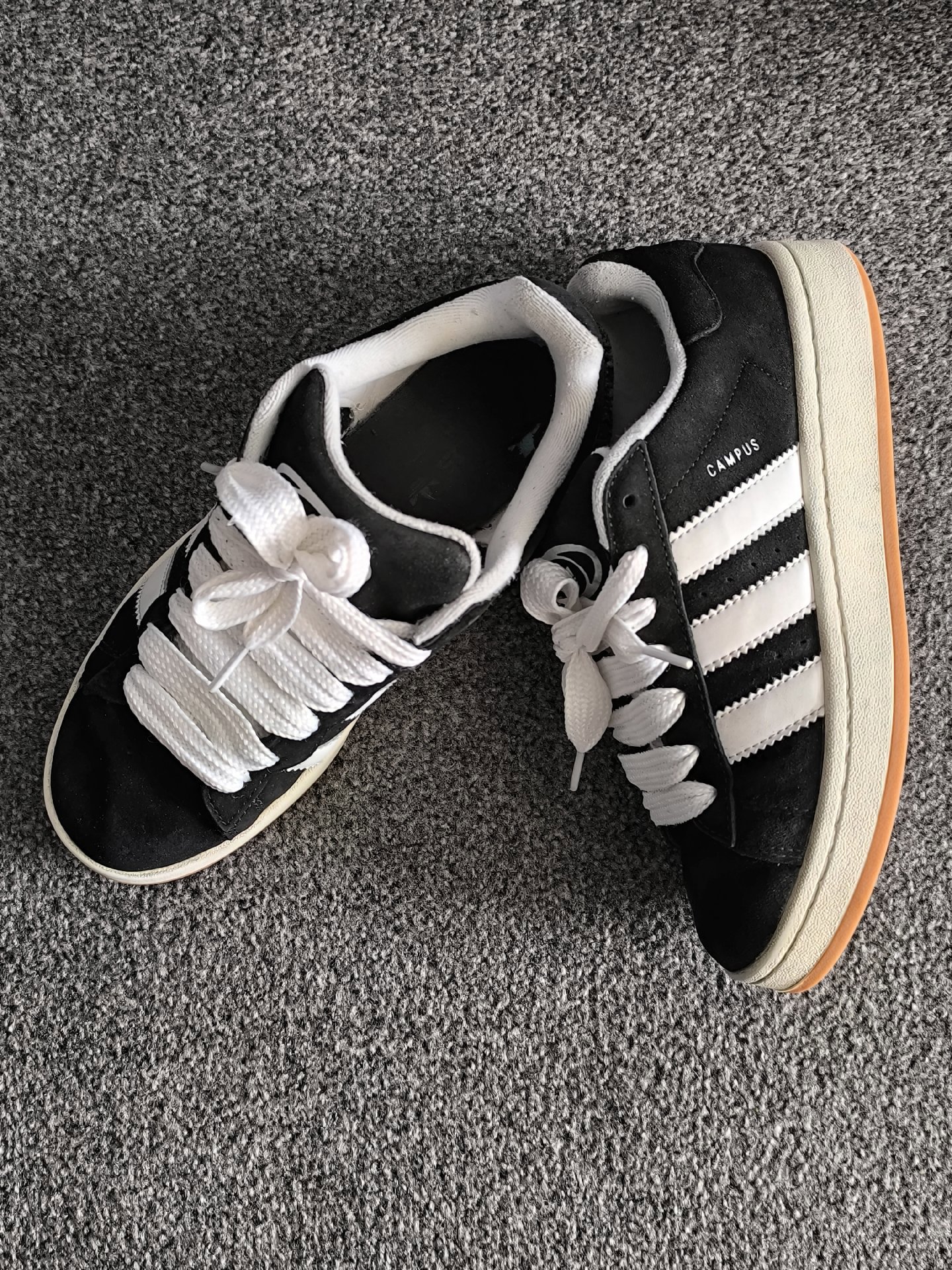 Adidas Campus Black Suede Trainers, Adidas, 7.5, Good condition — preloved on SilentSale®