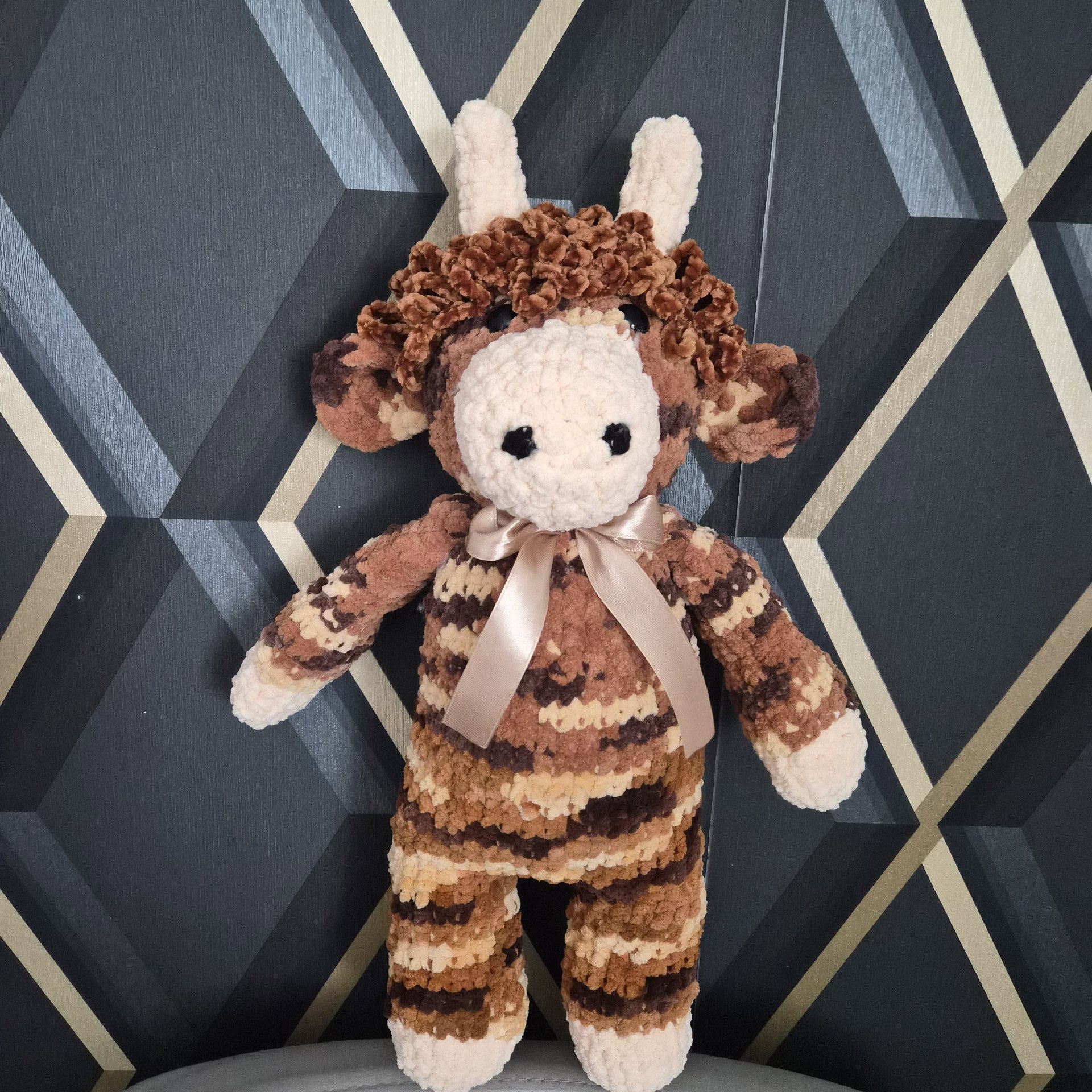Handmade Crochet Plush Cow Soft Toy, handmade beautiful crochet, 5 years, New condition — preloved on SilentSale®
