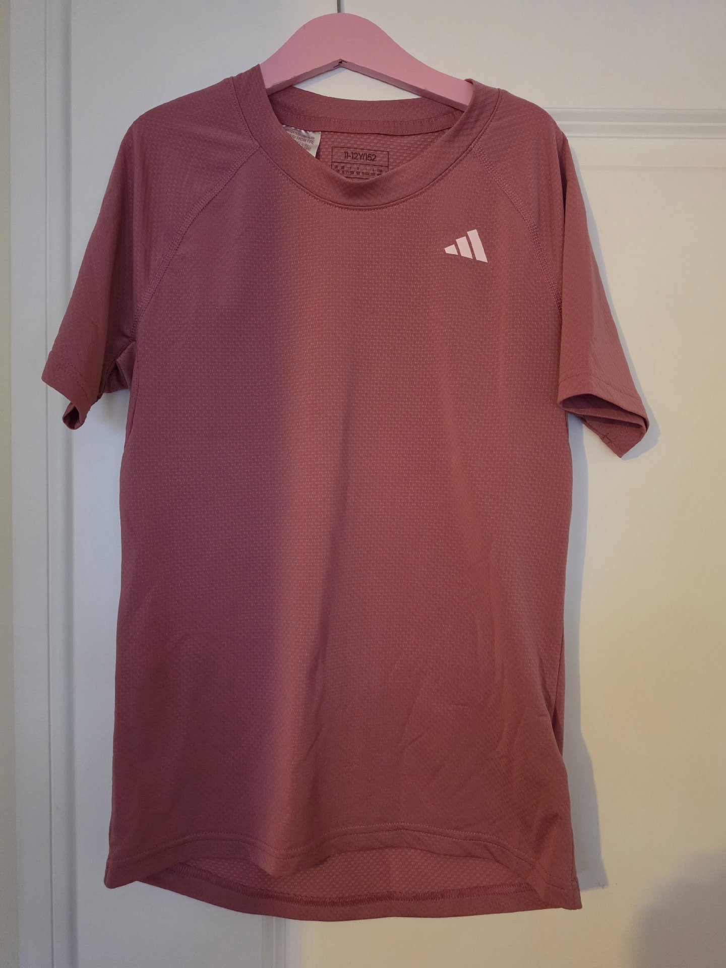 Adidas Kids Pink Sports T-Shirt – 11-12 Years, Adidas, 11-12 years, Like New condition — preloved on SilentSale®