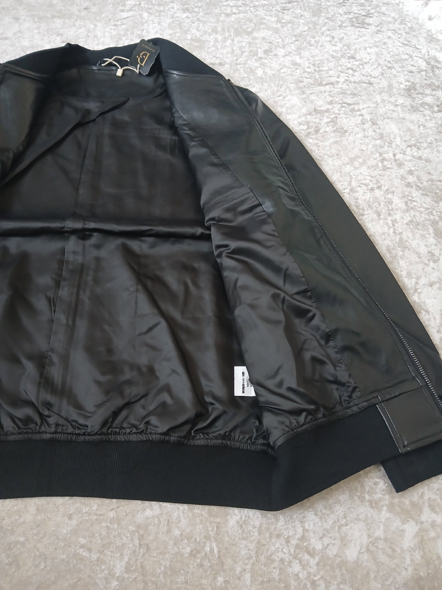 Disashen Black Faux Leather Bomber Jacket — slim fit.Size L., disashen, L, New condition — preloved on SilentSale®