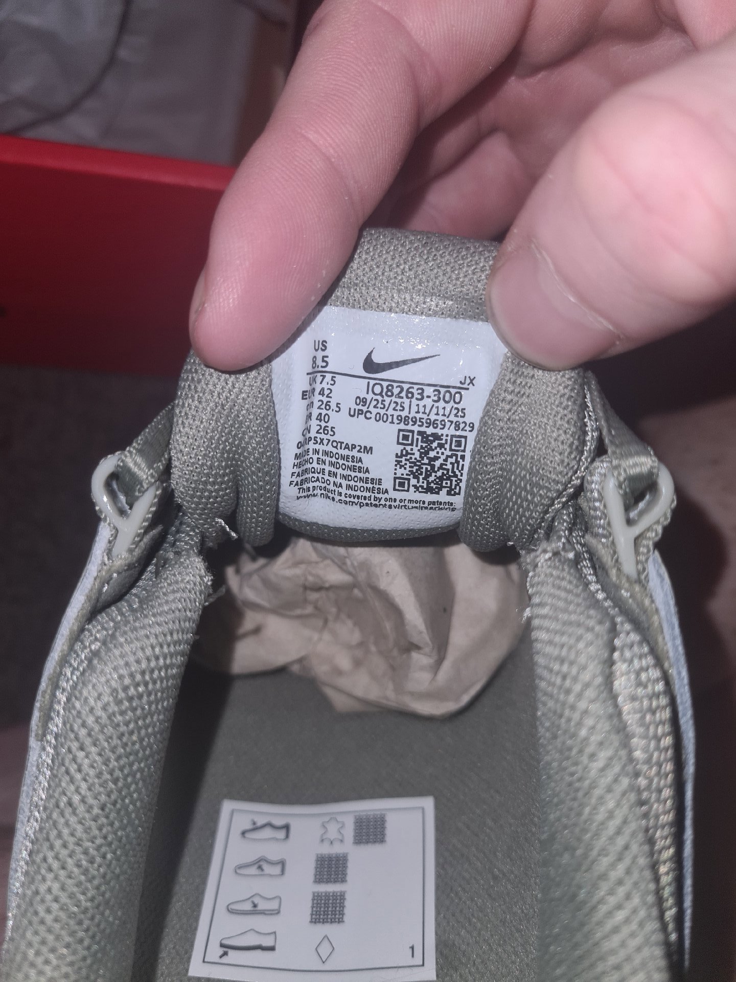 Nike Shox Grey Trainers UK 7.5, Nike, 7.5, Excellent condition — preloved on SilentSale®