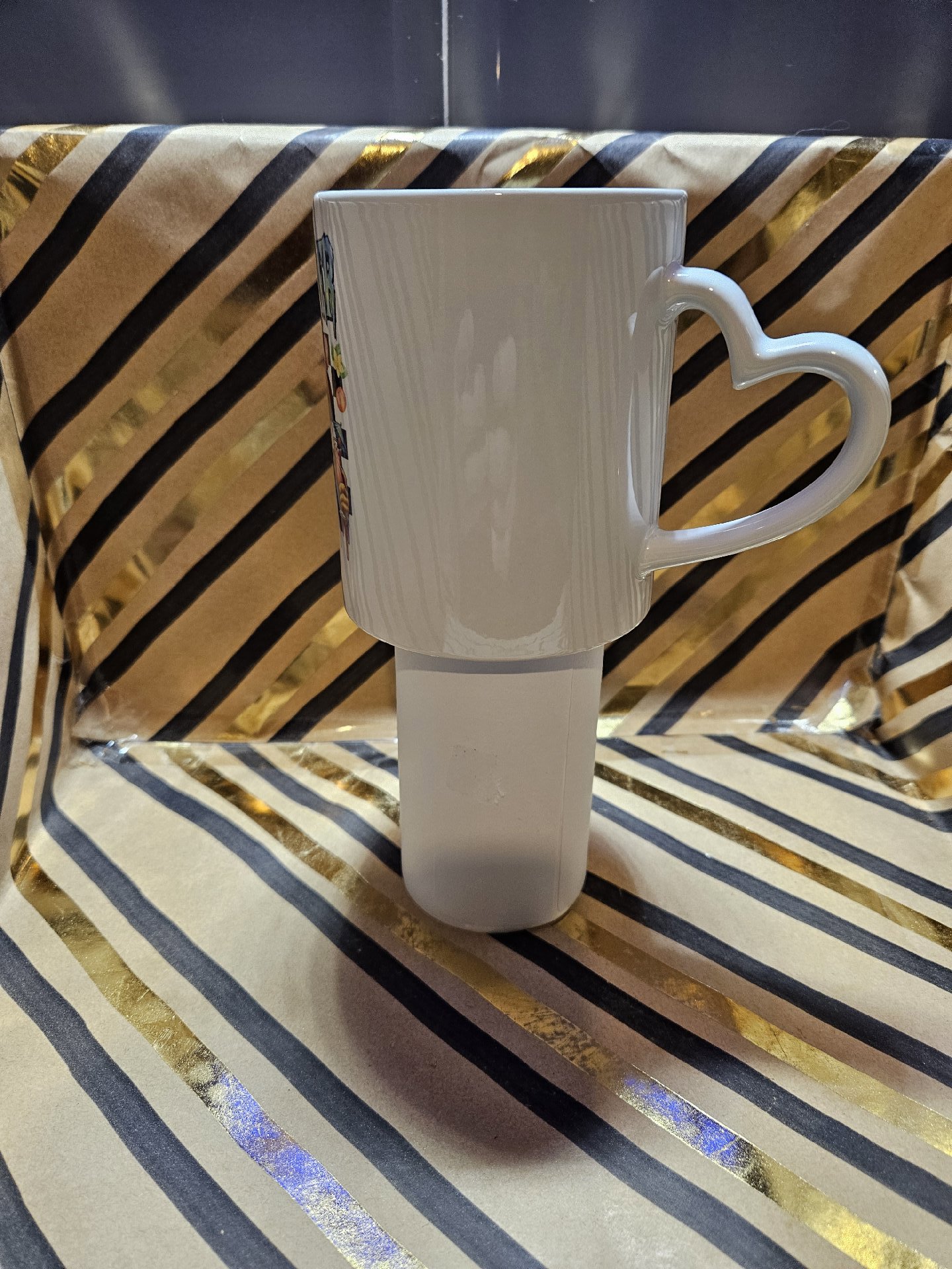 Summer Vibes Ceramic Mug with Heart Handle, Unbranded, One Size, New condition — preloved on SilentSale®