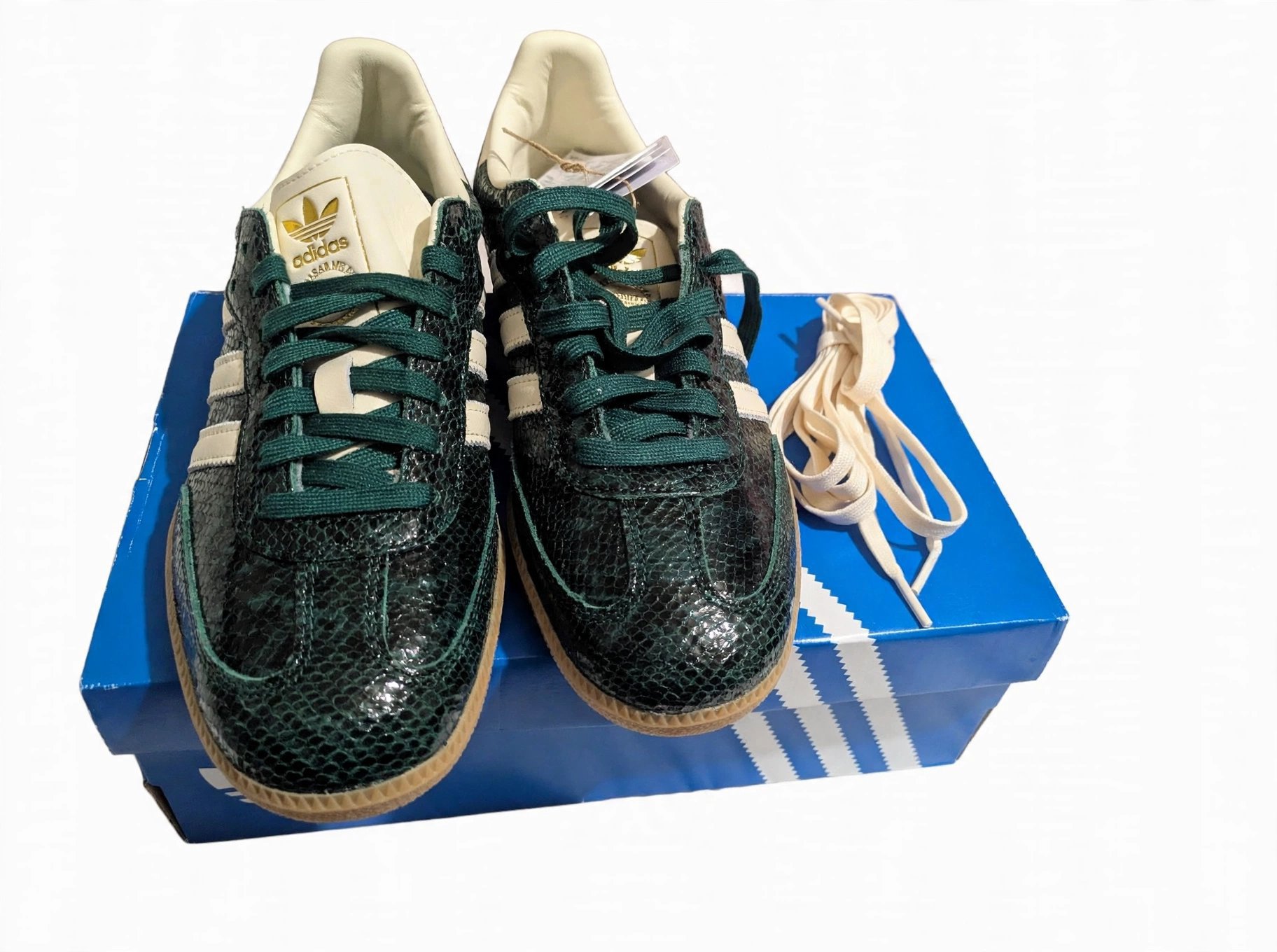 Adidas Samba Trainers Green Snake Print – Size 9, Adidas, 9, New condition — preloved on SilentSale®