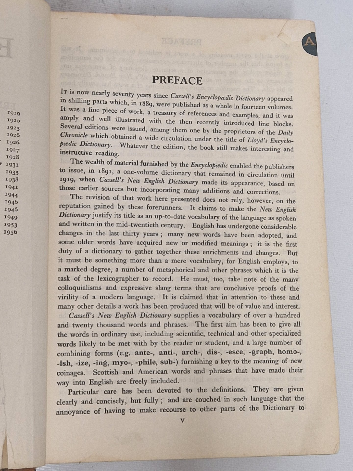 Hardcover book titled 'Cassell's New English Dictionary' edited by Ernest A. Baker, Baker, One Size, Good condition — preloved on SilentSale®