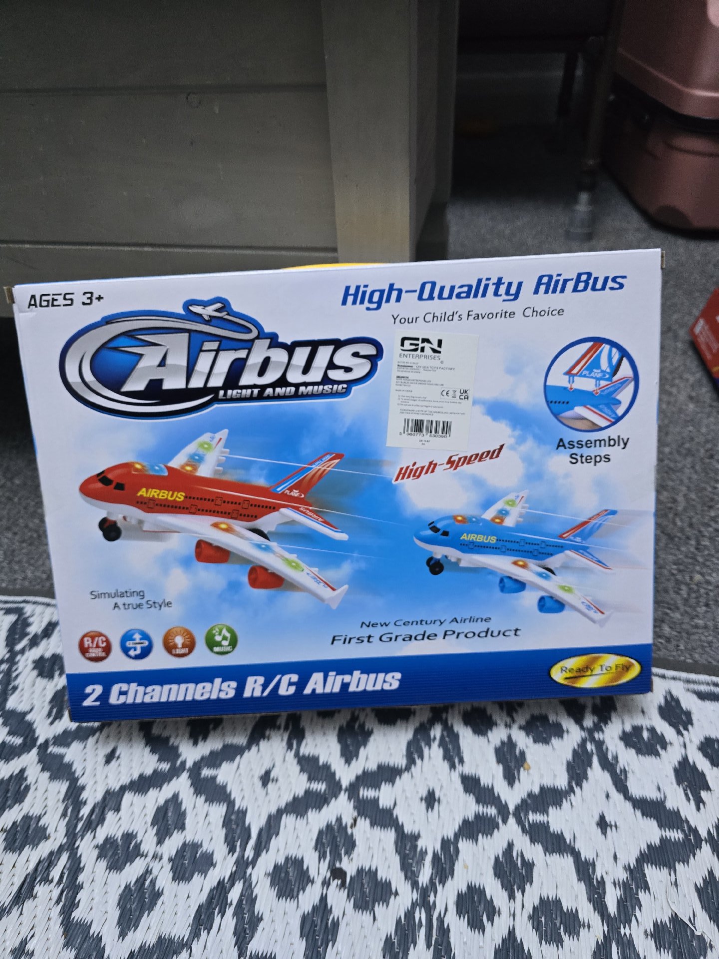 Airbus 2 Channels R/C Airplane Toy for Ages 3+, Airbus, One Size, New condition — preloved on SilentSale®