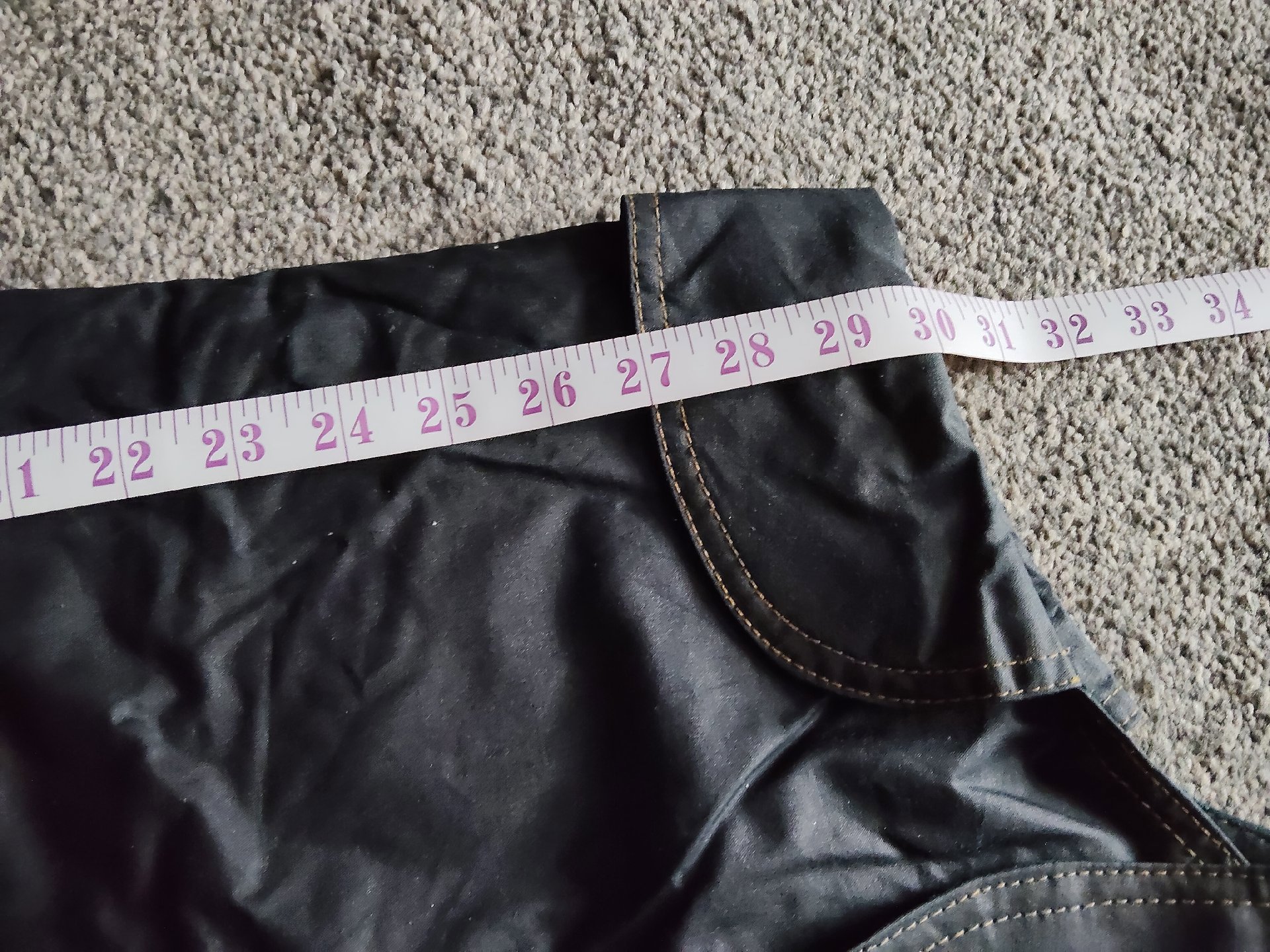 Wax dog coat, Unbranded, 30, New condition — preloved on SilentSale®
