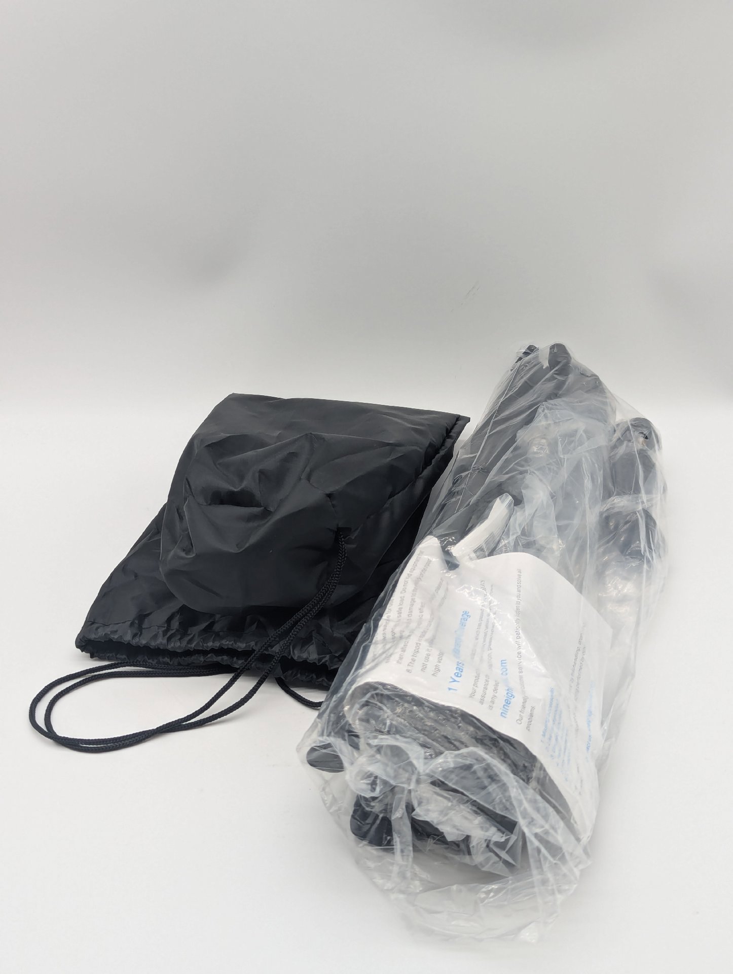 Ninetight CT190 Tripod with Remote for Phone and Camera, Ninetight, One Size, New condition — preloved on SilentSale®