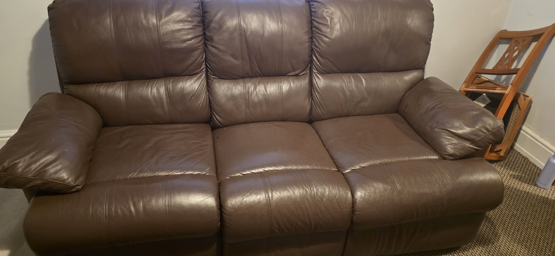 Furniture , Unbranded, Large, Good condition — preloved on SilentSale®
